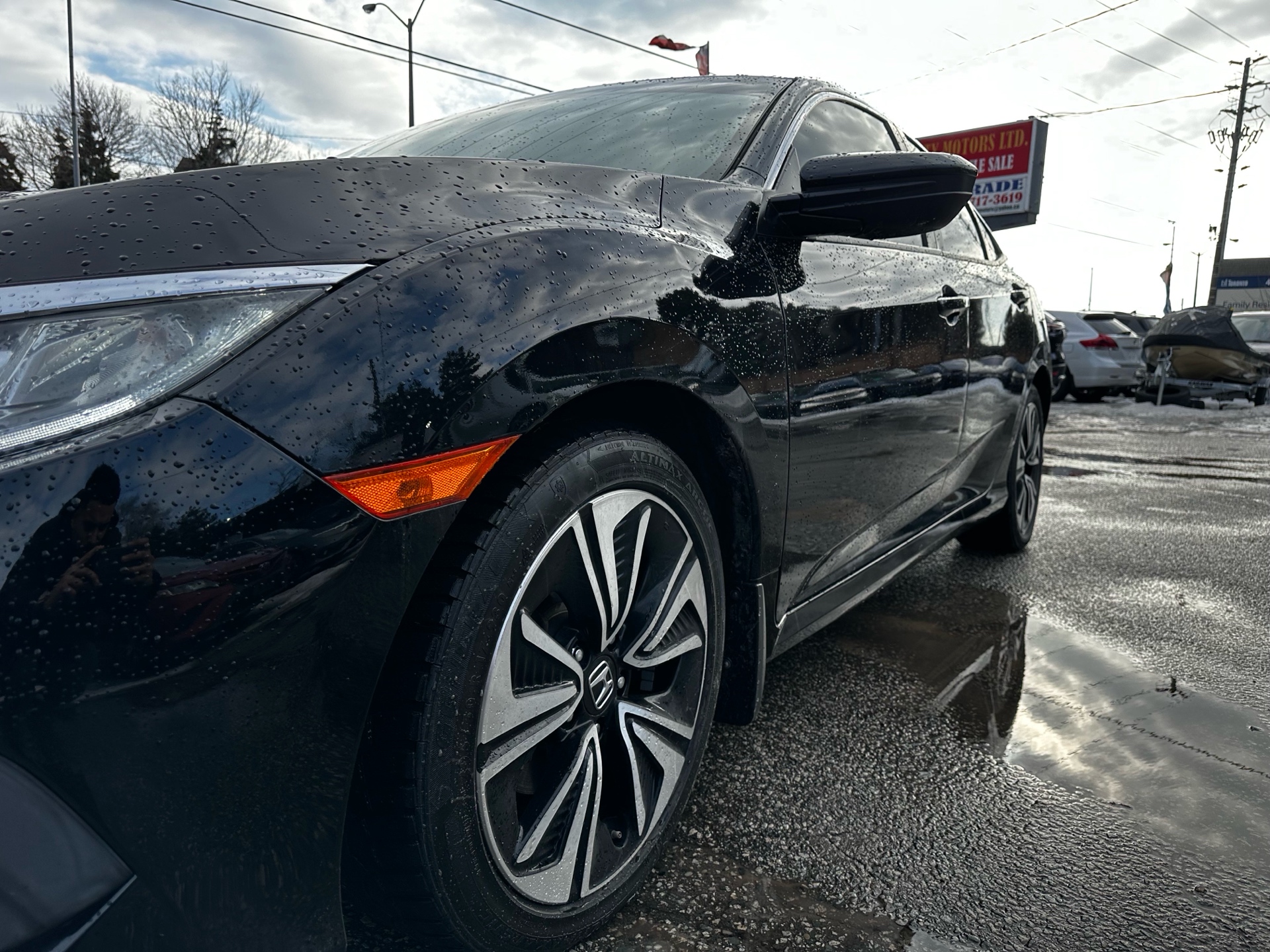 /ontarioqualitymotorsltd/2018-Honda-Civic-07445704805666198.jpg