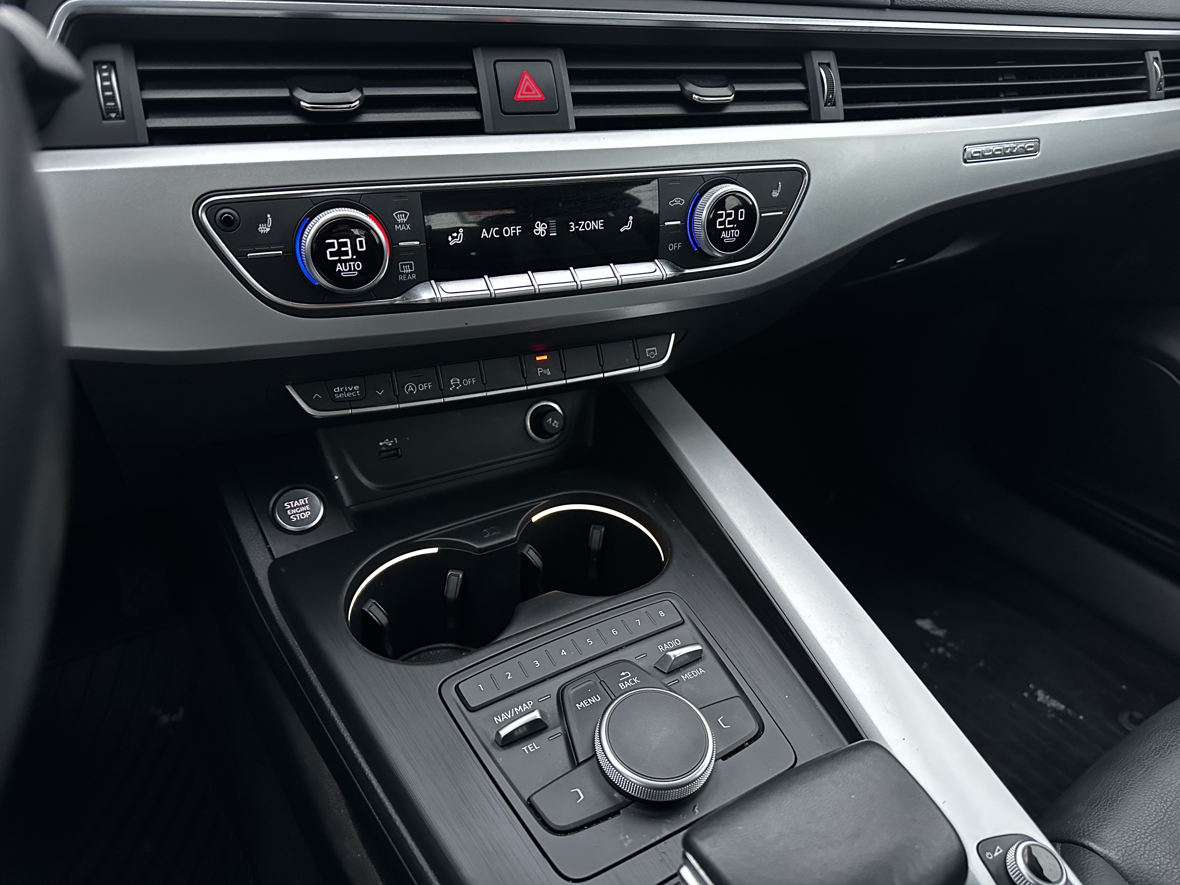 /ontarioqualitymotorsltd/2019-Audi-A4-5106334329329312.jpg