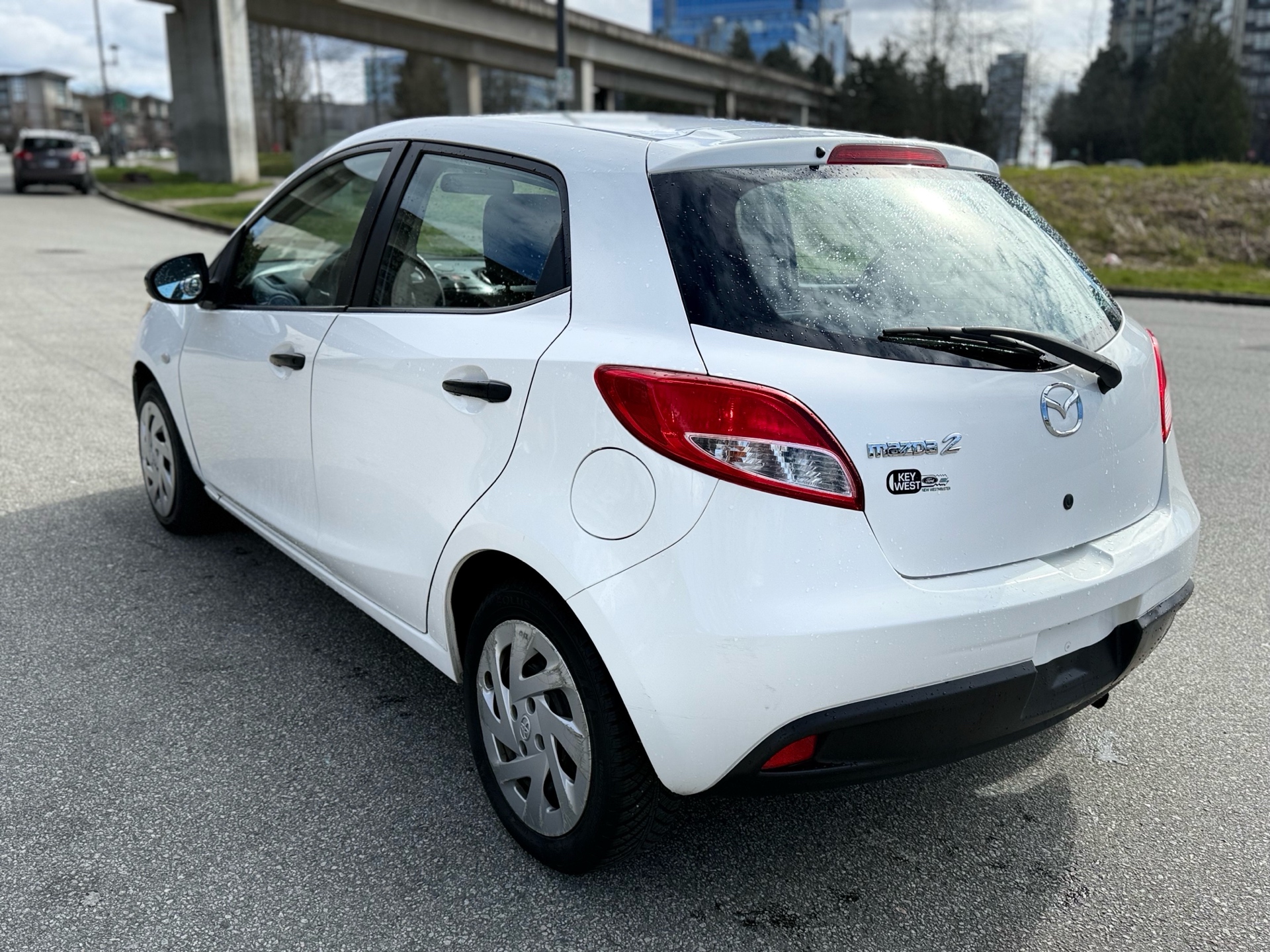 /parwazautomotiveltd/2012-Mazda-Mazda2-5225038387673848.jpg
