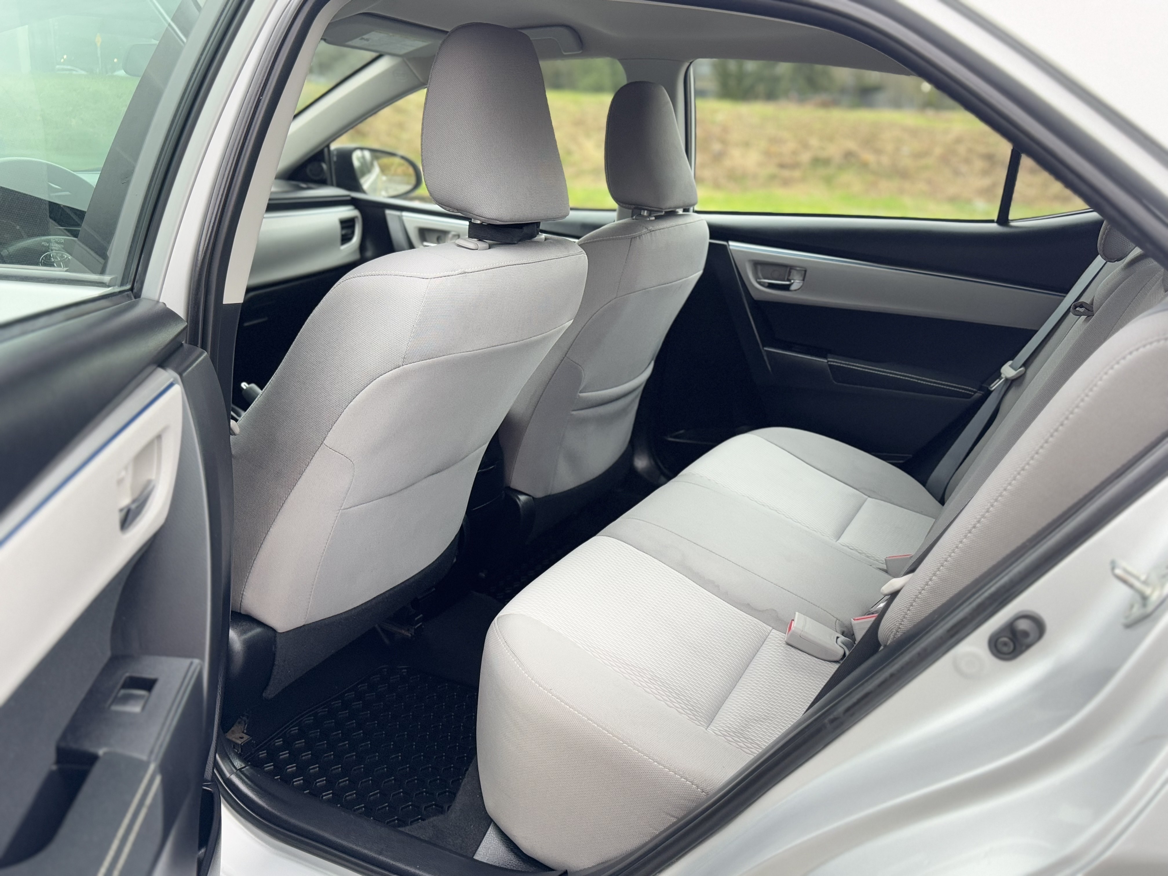 /parwazautomotiveltd/2015-Toyota-Corolla-4188731123762497.jpg