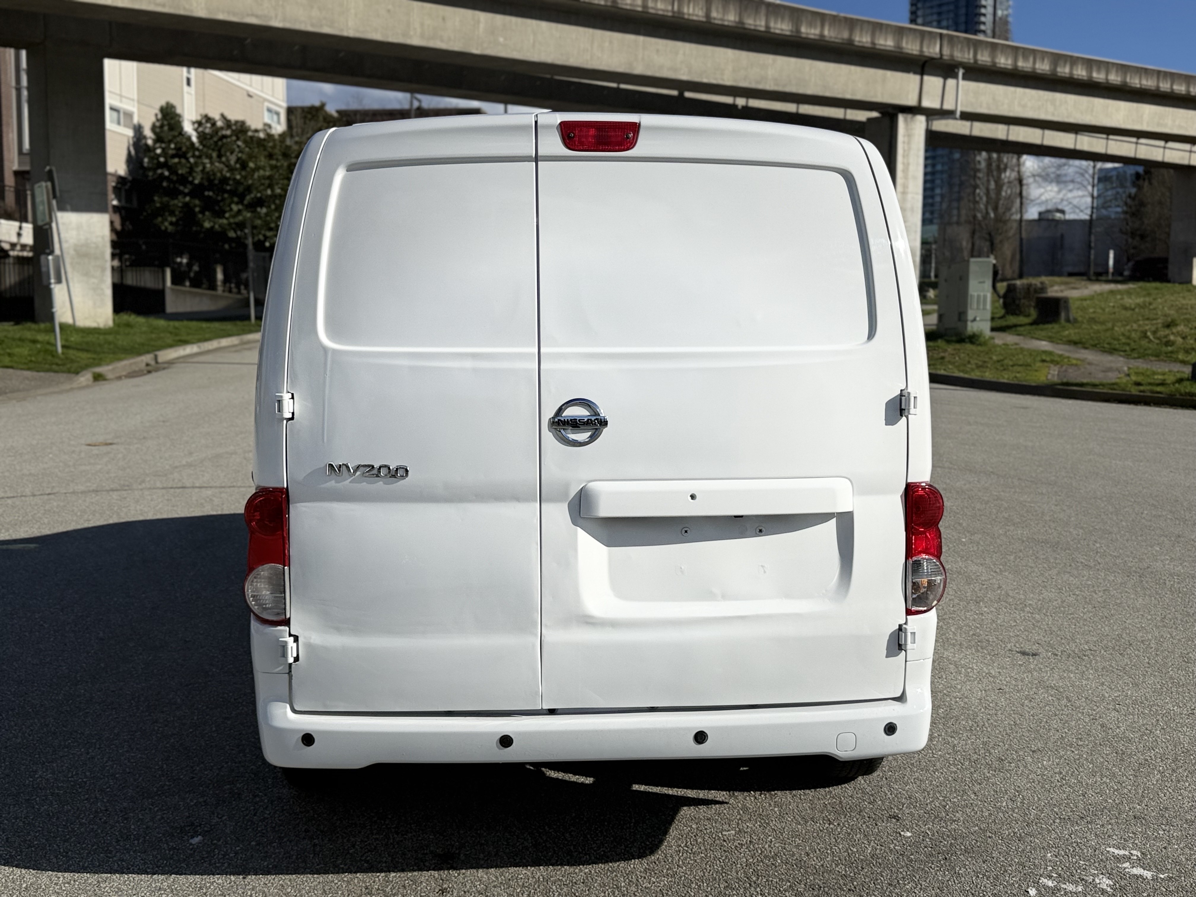 /parwazautomotiveltd/2017-Nissan-NV200-654628165030134.jpg