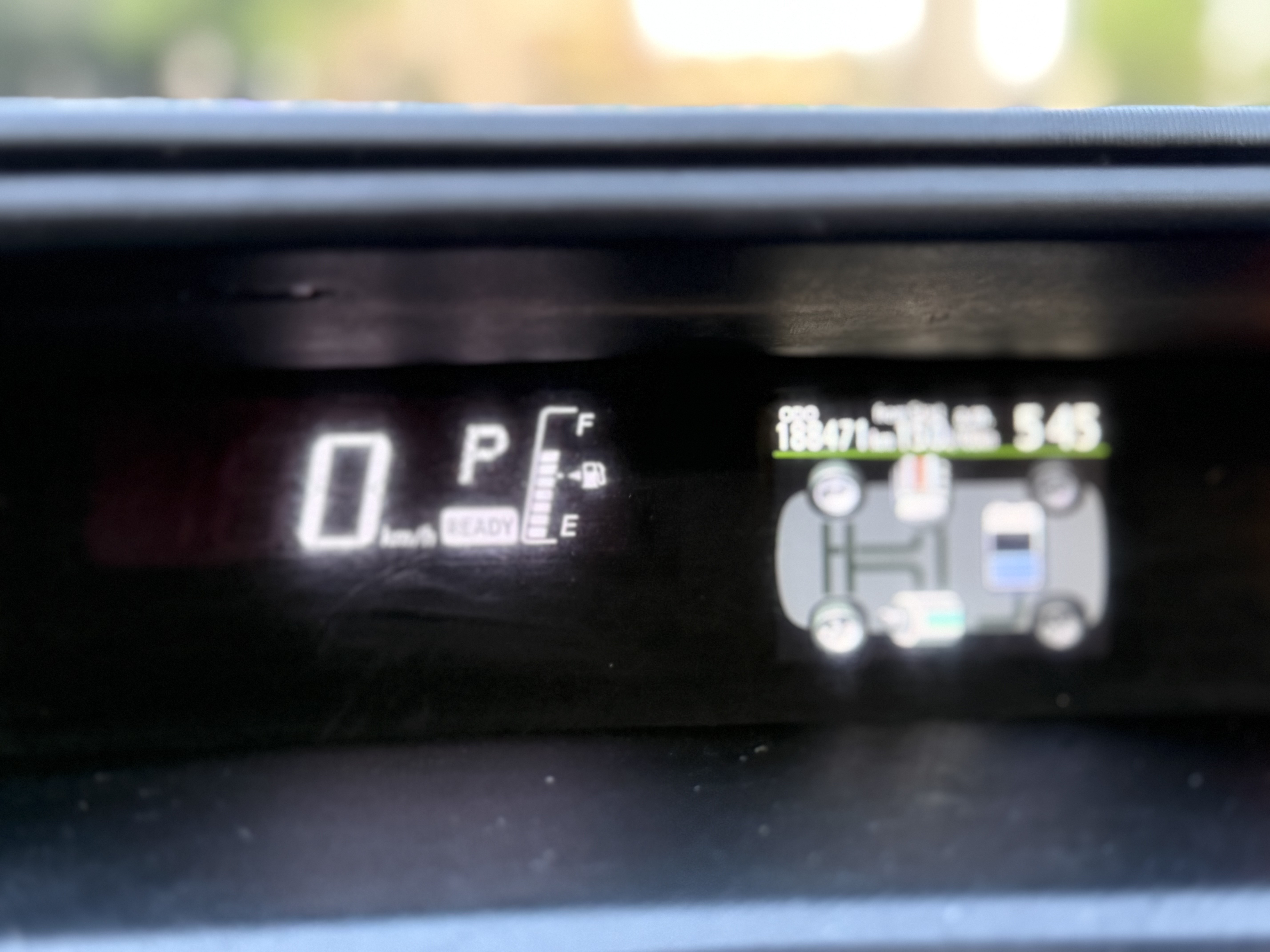 /parwazautomotiveltd/2017-Toyota-Priusc-5656998009628662.jpg