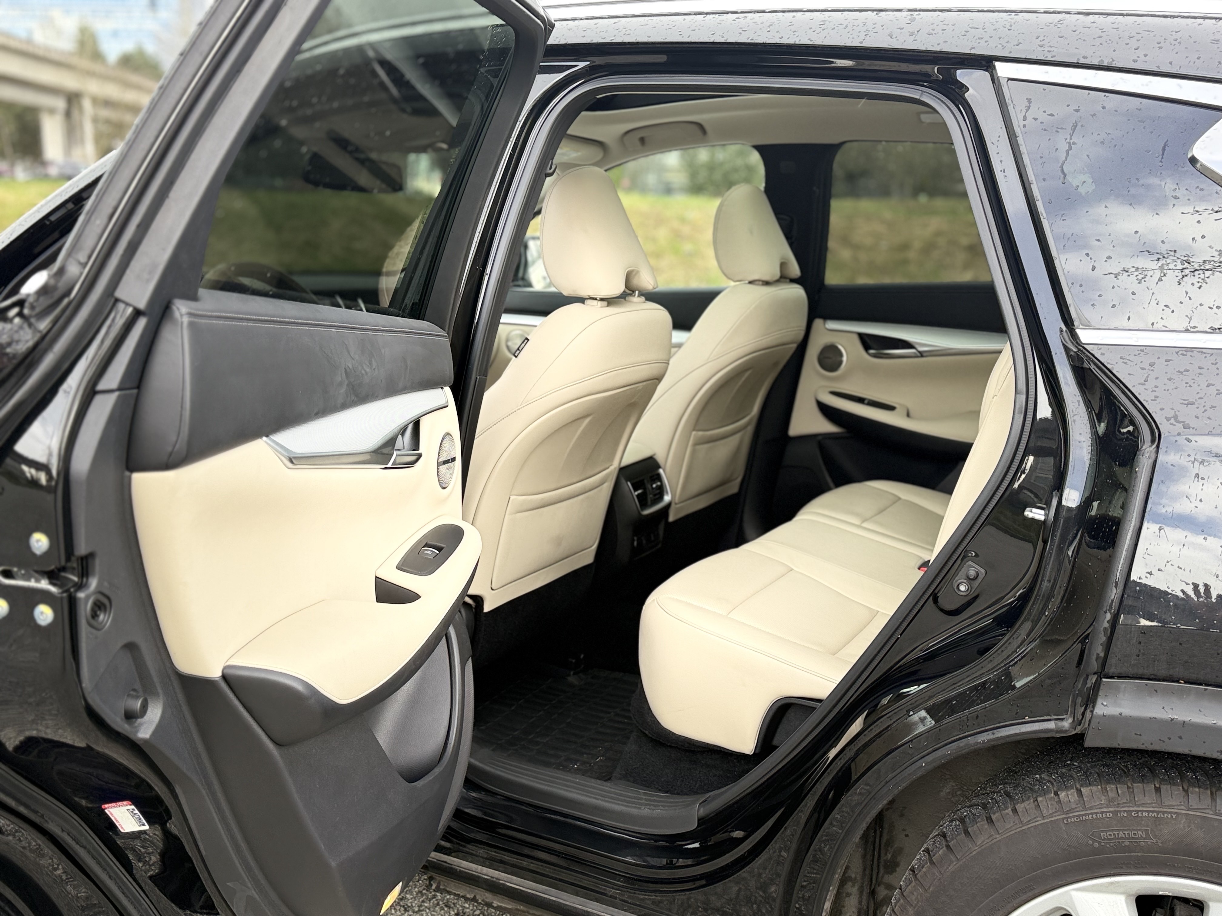 /parwazautomotiveltd/2019-INFINITI-QX50-17126017431257123.jpg