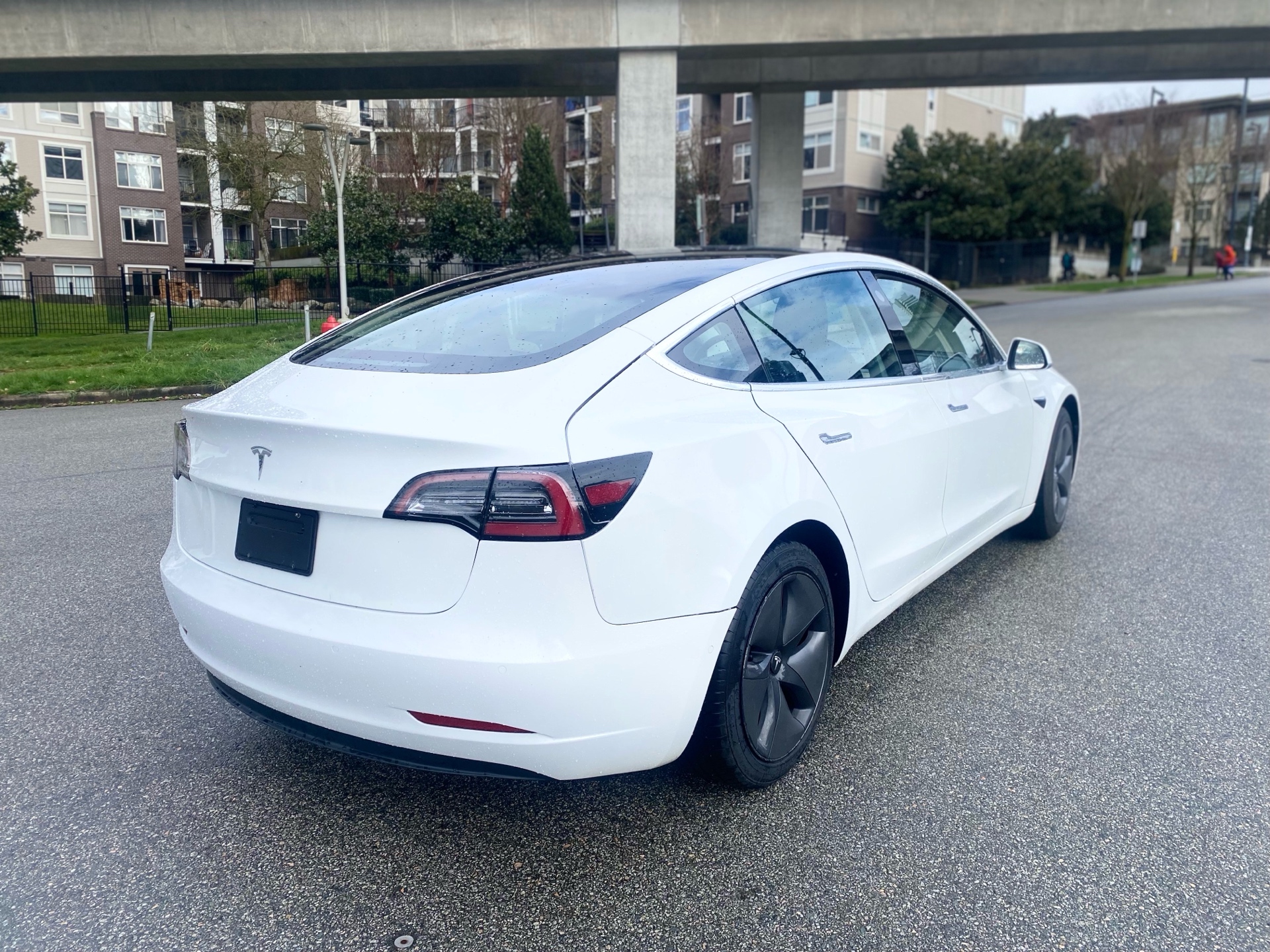 /parwazautomotiveltd/2020-Tesla-Model3-18936152561585917.jpg
