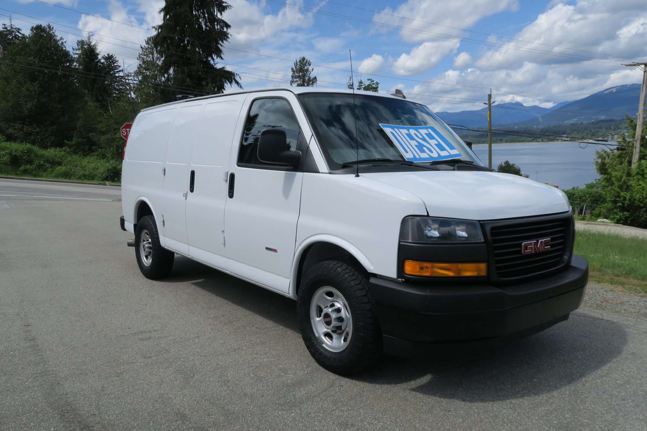 2018 GMC Savana RWD 2500 135"