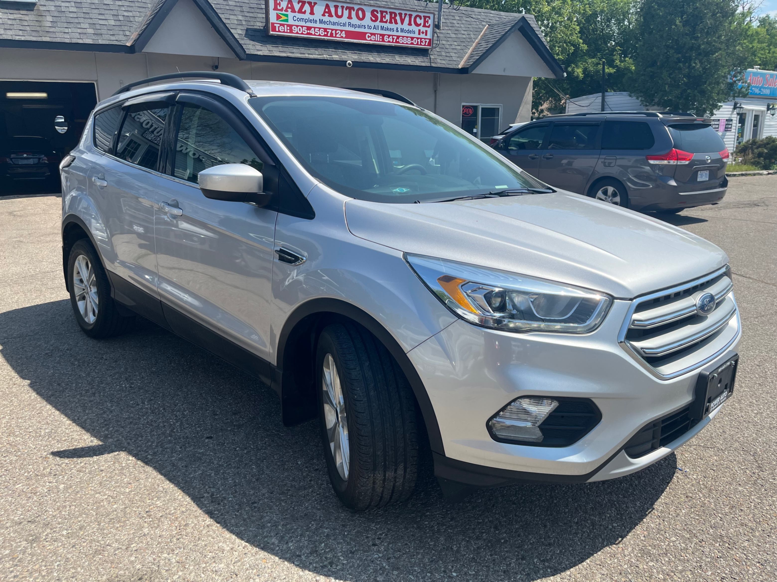 /powerauto/2017-Ford-Escape-42633271687149676.jpg