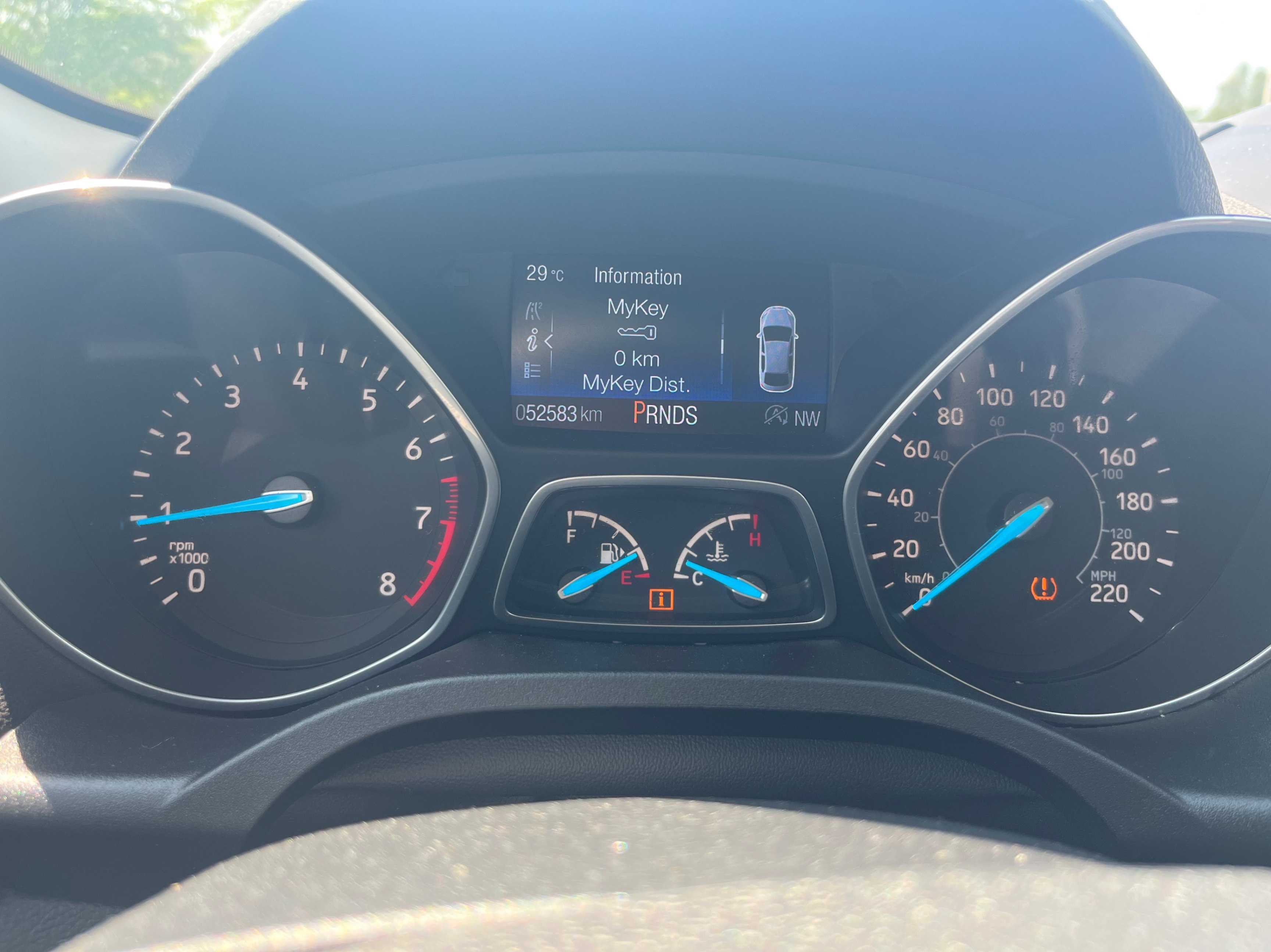 /powerauto/2017-Ford-Escape-9649425267478979.jpg