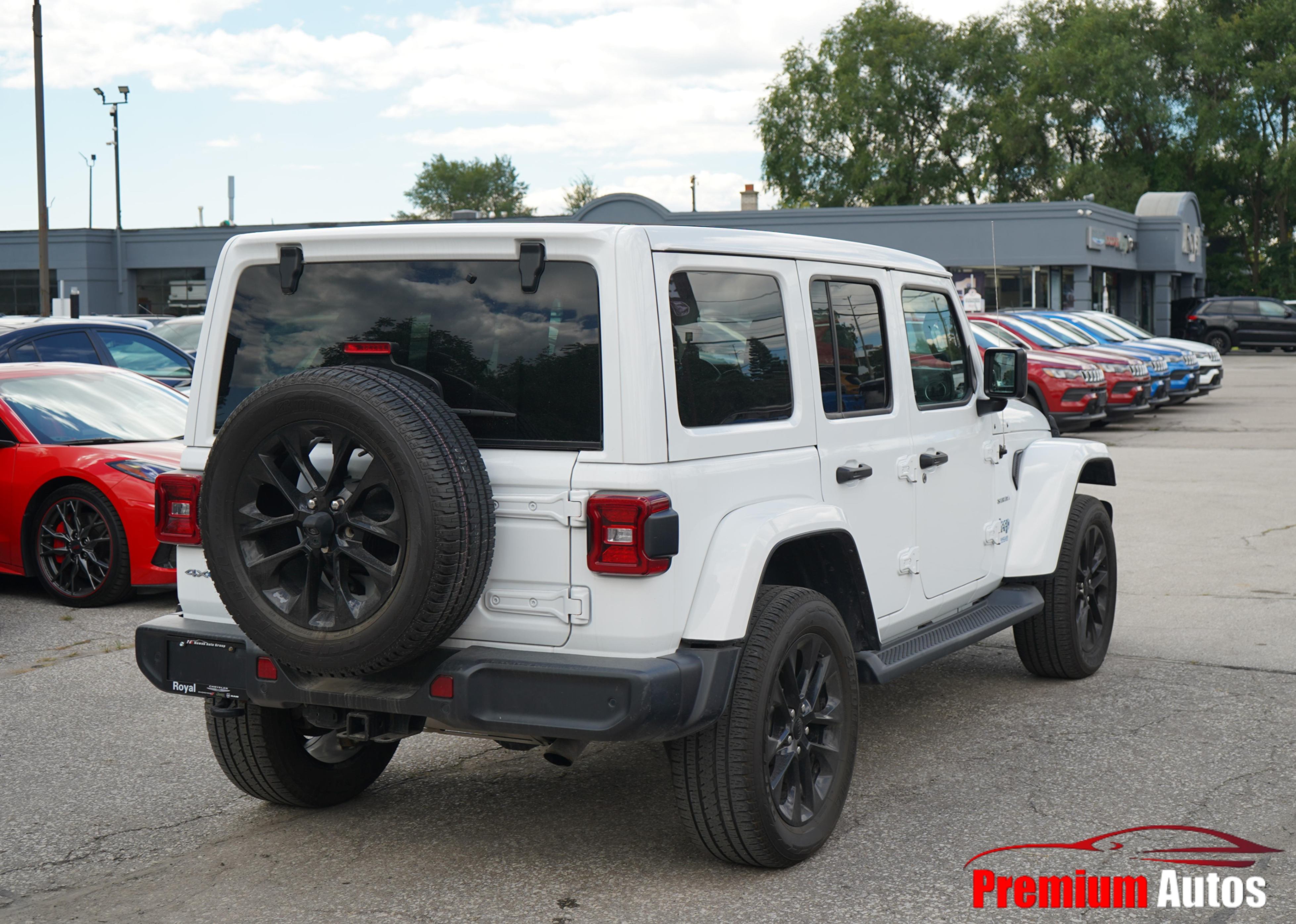 /premiumautos/2021-Jeep-Wrangler4xe-16285522833002752.jpg