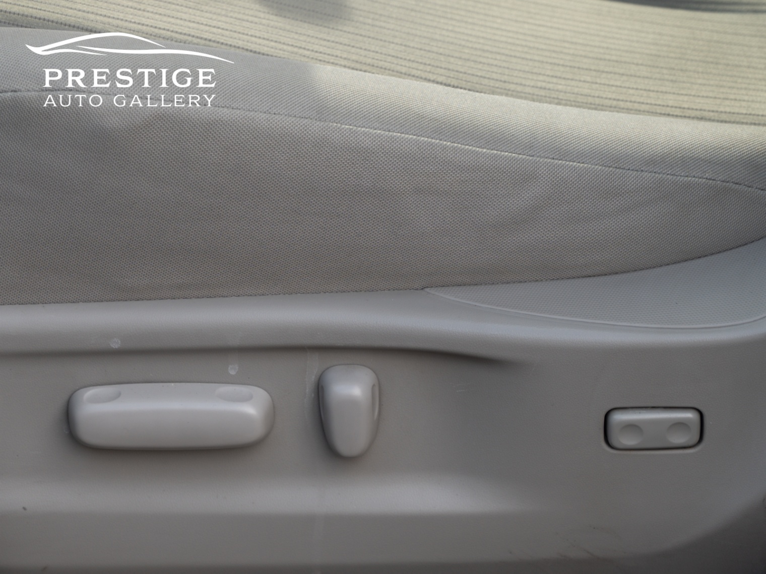 /prestigeautogallery/2010-Toyota-Venza-044287817703827725.jpg