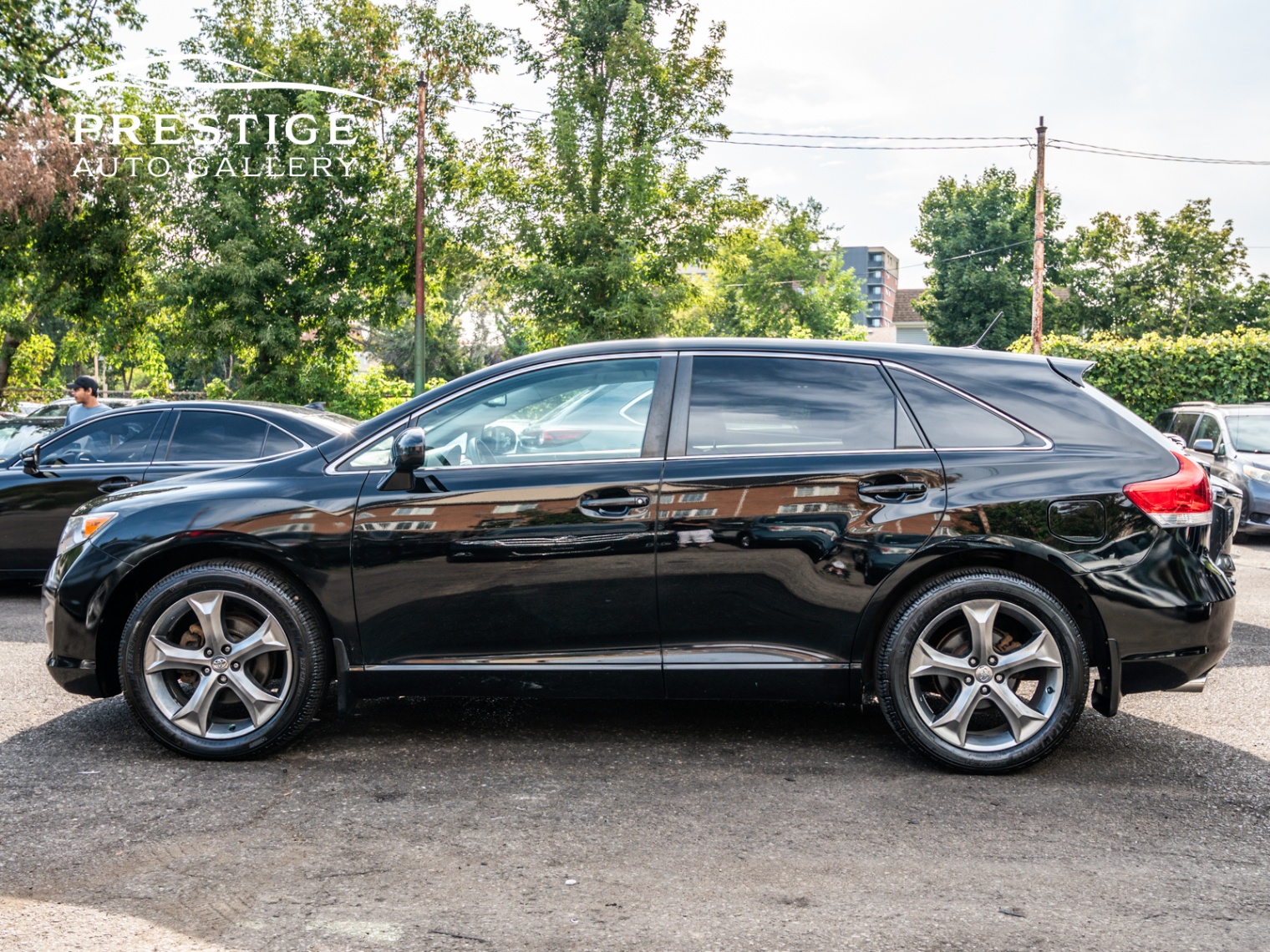/prestigeautogallery/2010-Toyota-Venza-9748957097346795.jpg