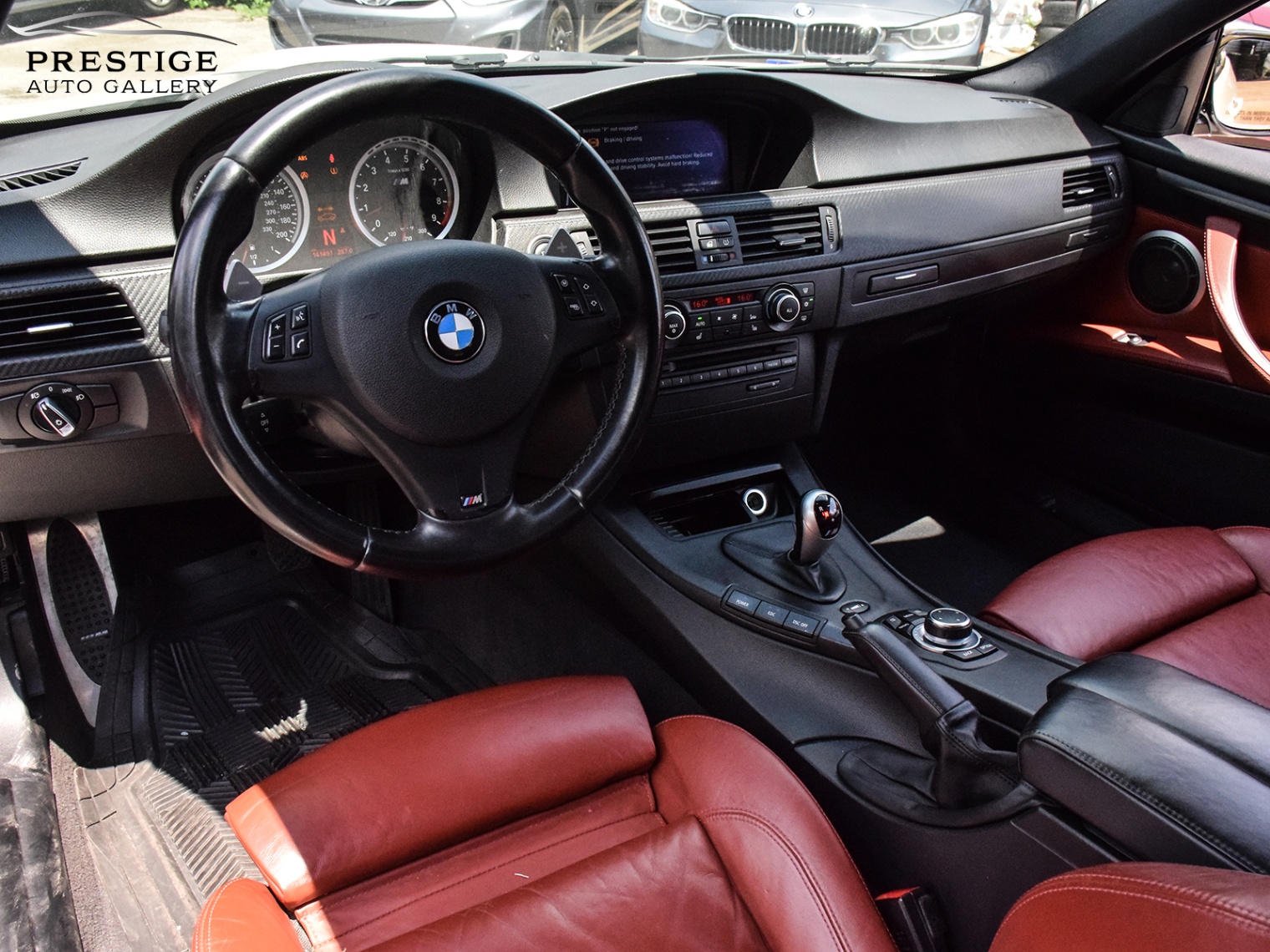 /prestigeautogallery/2011-BMW-M3-05418888476100525.jpg