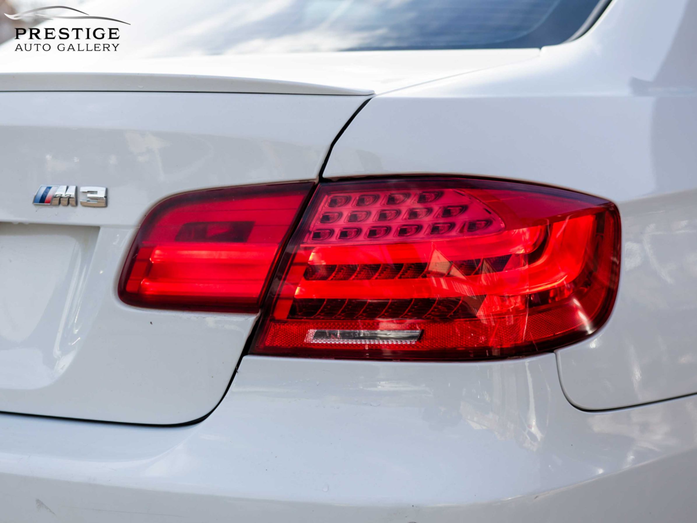 /prestigeautogallery/2011-BMW-M3-4595638671277613.jpg