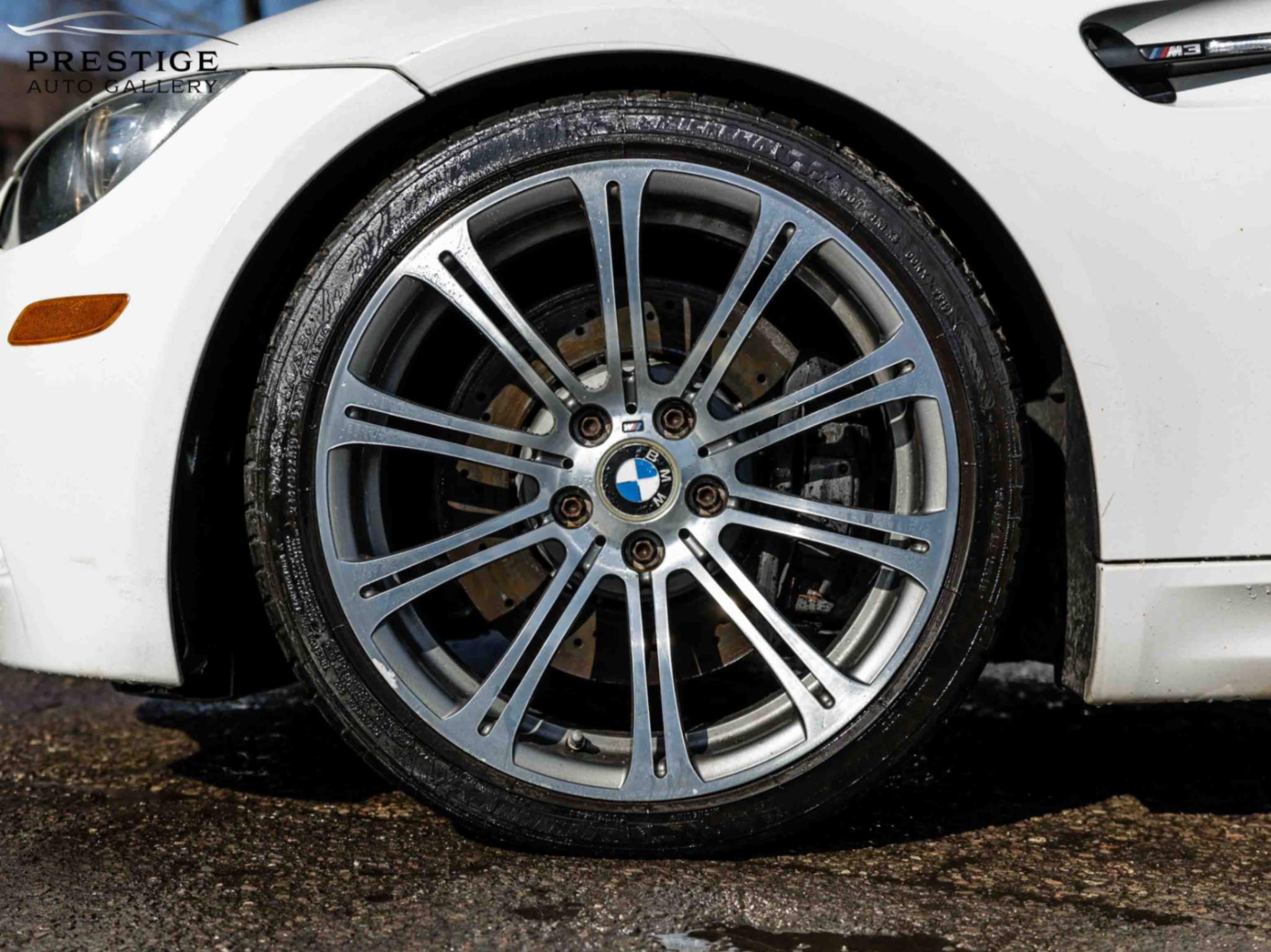 /prestigeautogallery/2011-BMW-M3-49352627916314407.jpg