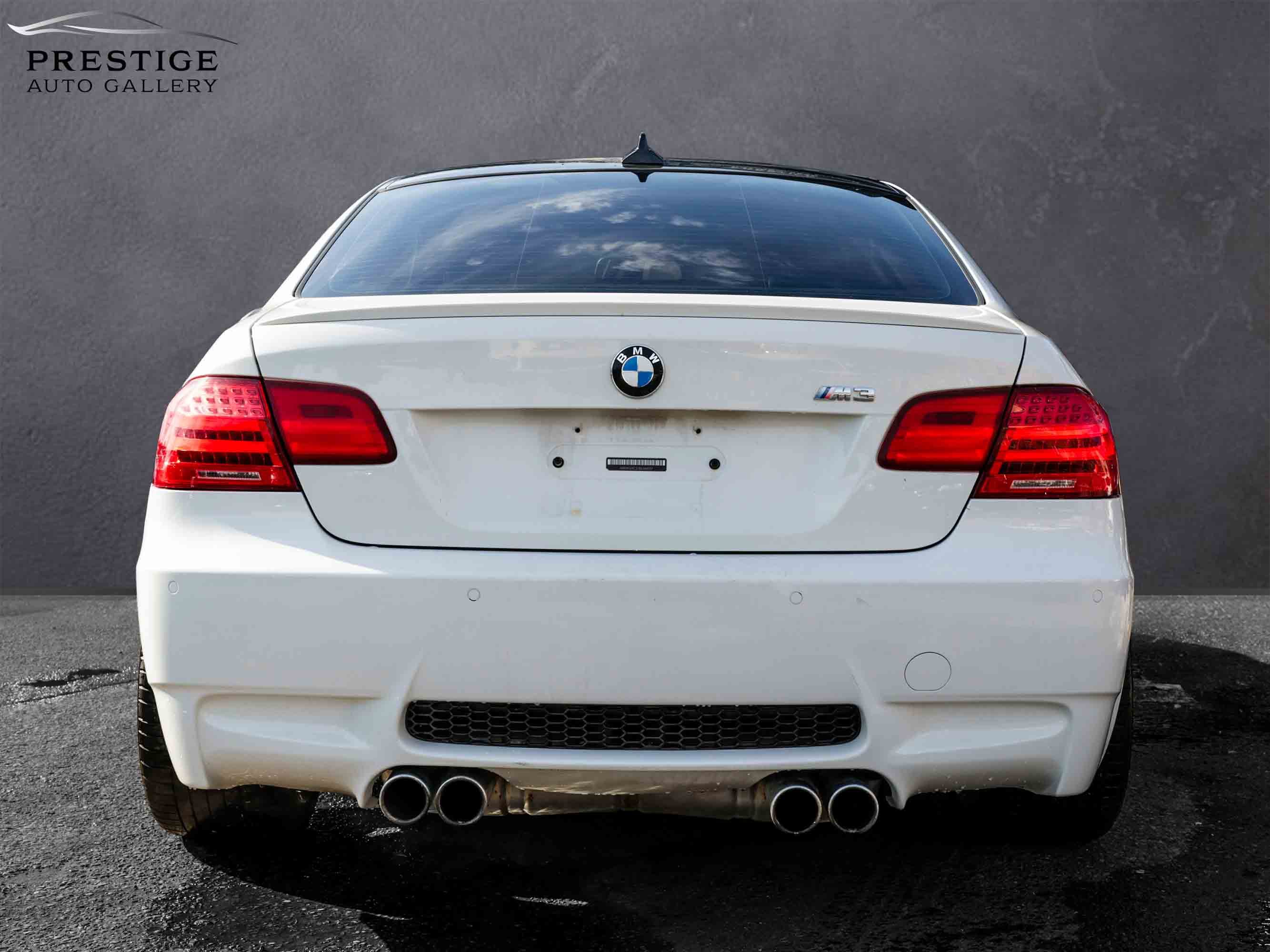 /prestigeautogallery/2011-BMW-M3-5851229778981888.jpg