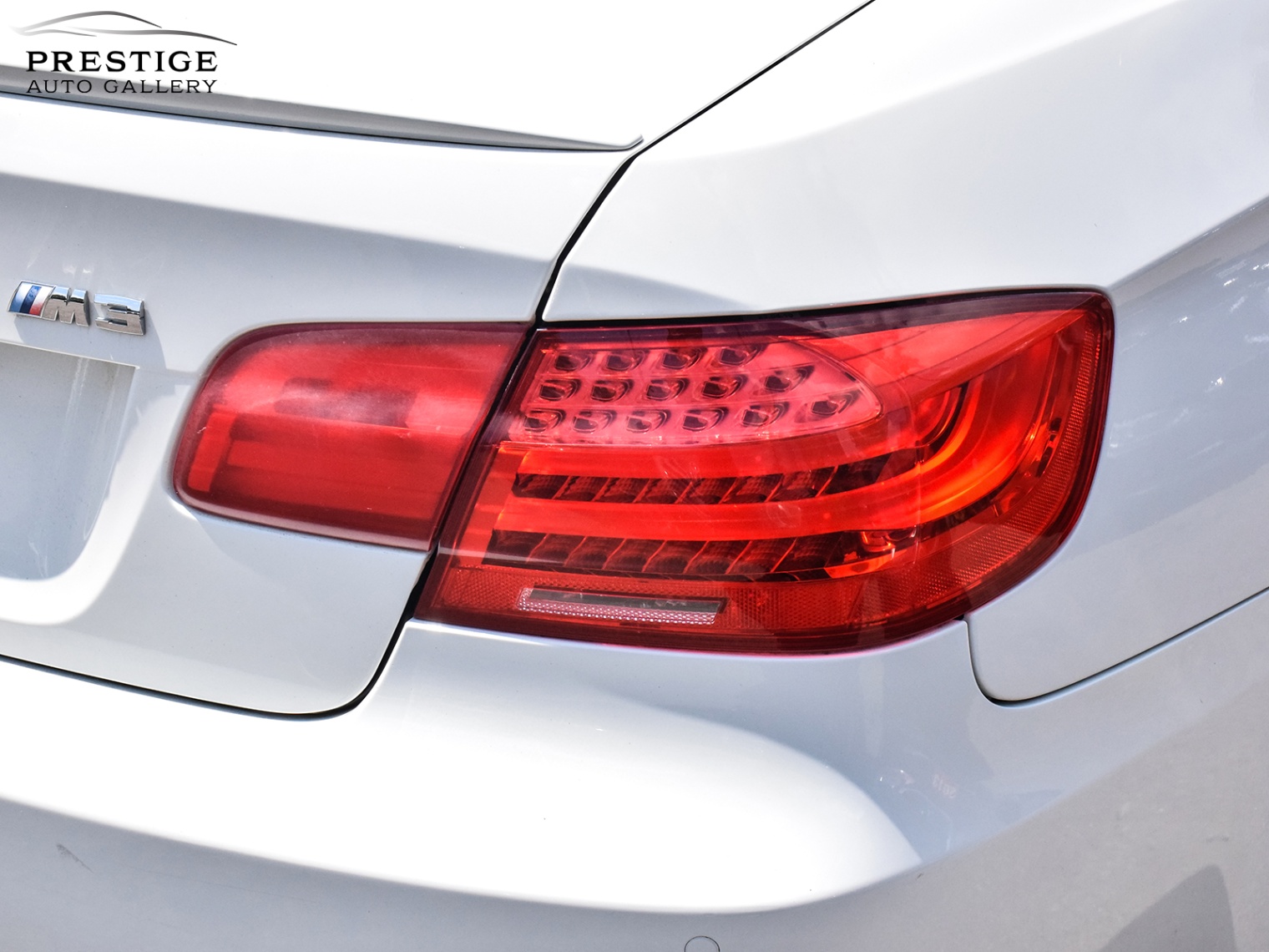/prestigeautogallery/2011-BMW-M3-9482888342677771.jpg