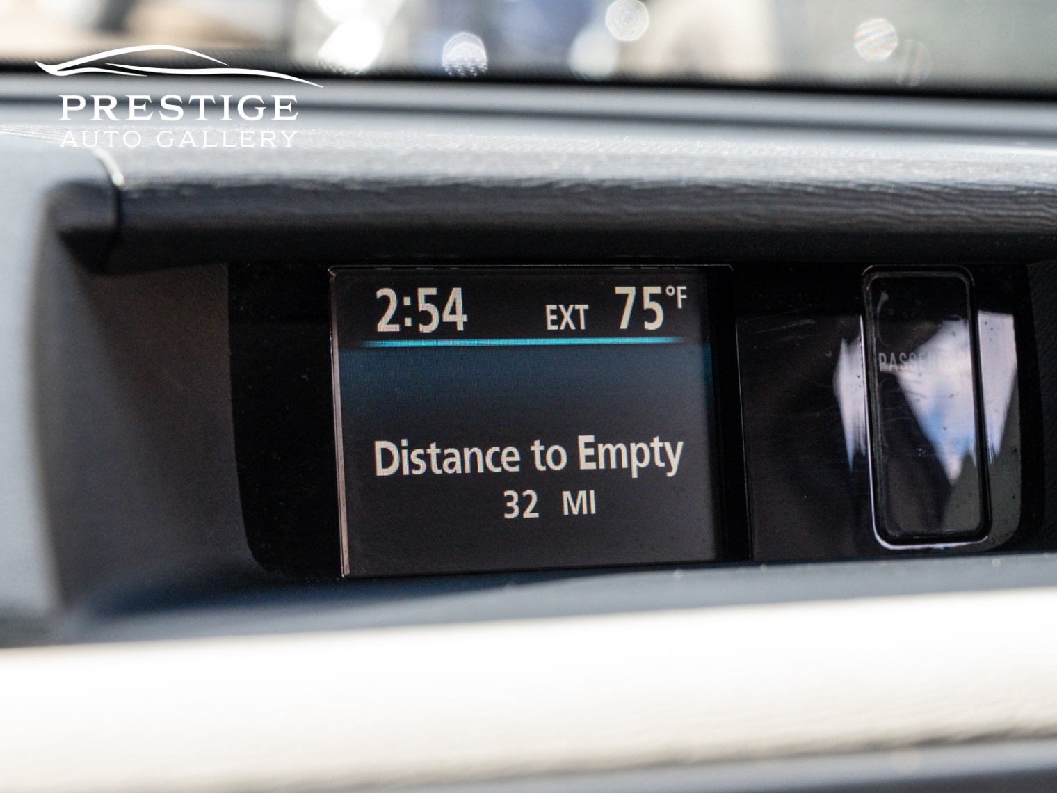 /prestigeautogallery/2011-Toyota-Sienna-3931263300538568.jpg