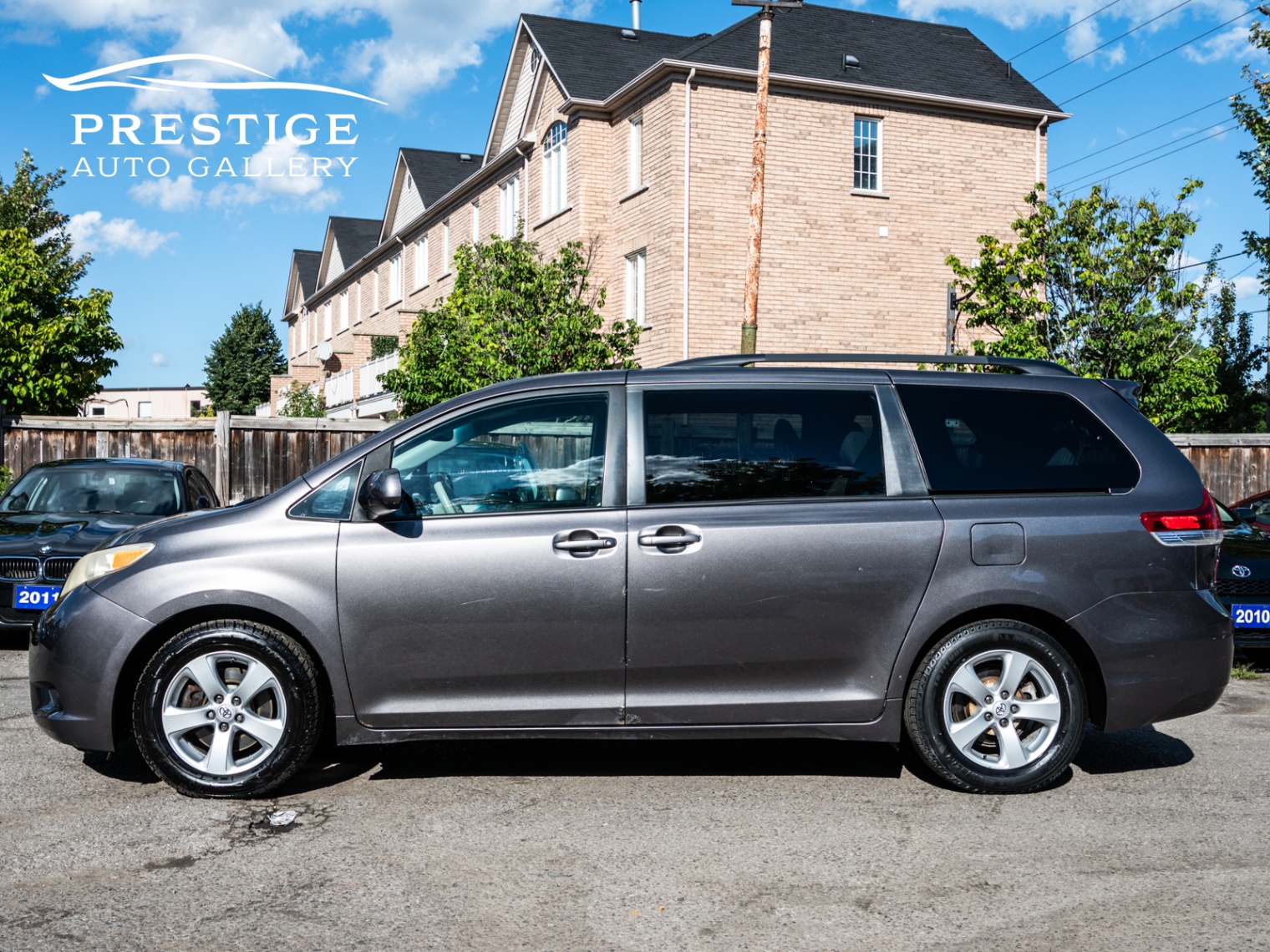 /prestigeautogallery/2011-Toyota-Sienna-9261015771596162.jpg