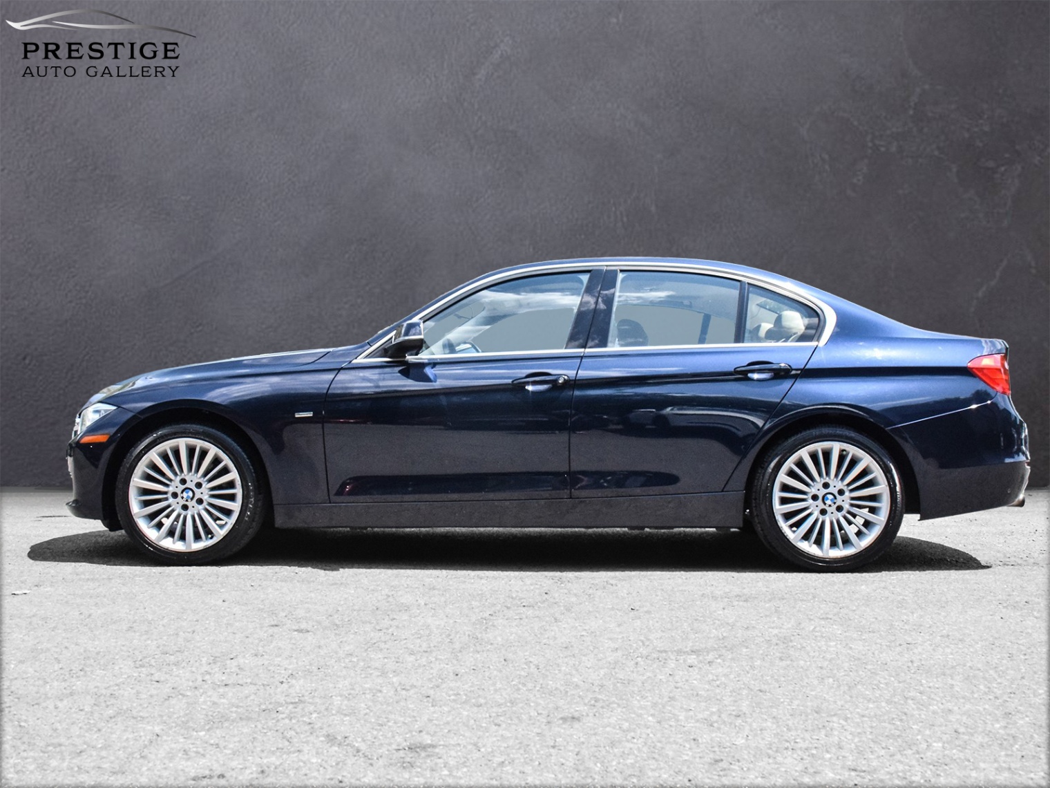 /prestigeautogallery/2012-BMW-3Series-5249857957615496.jpg