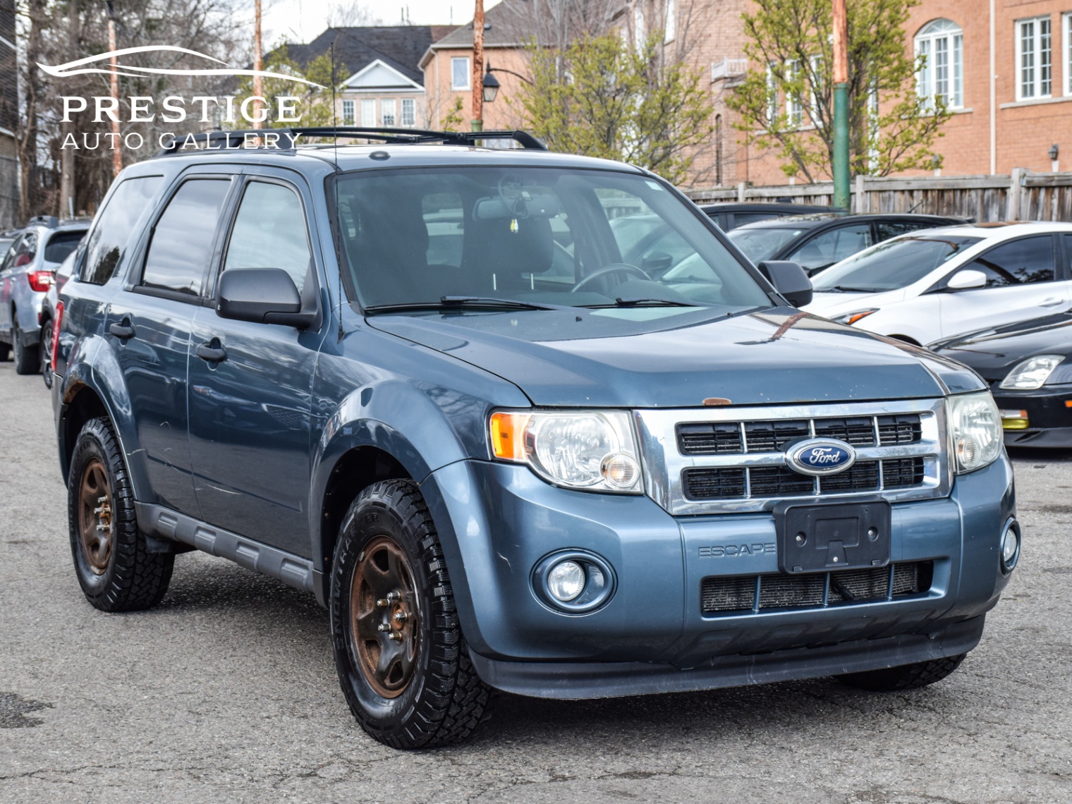 /prestigeautogallery/2012-Ford-Escape-34651845817496896.jpg