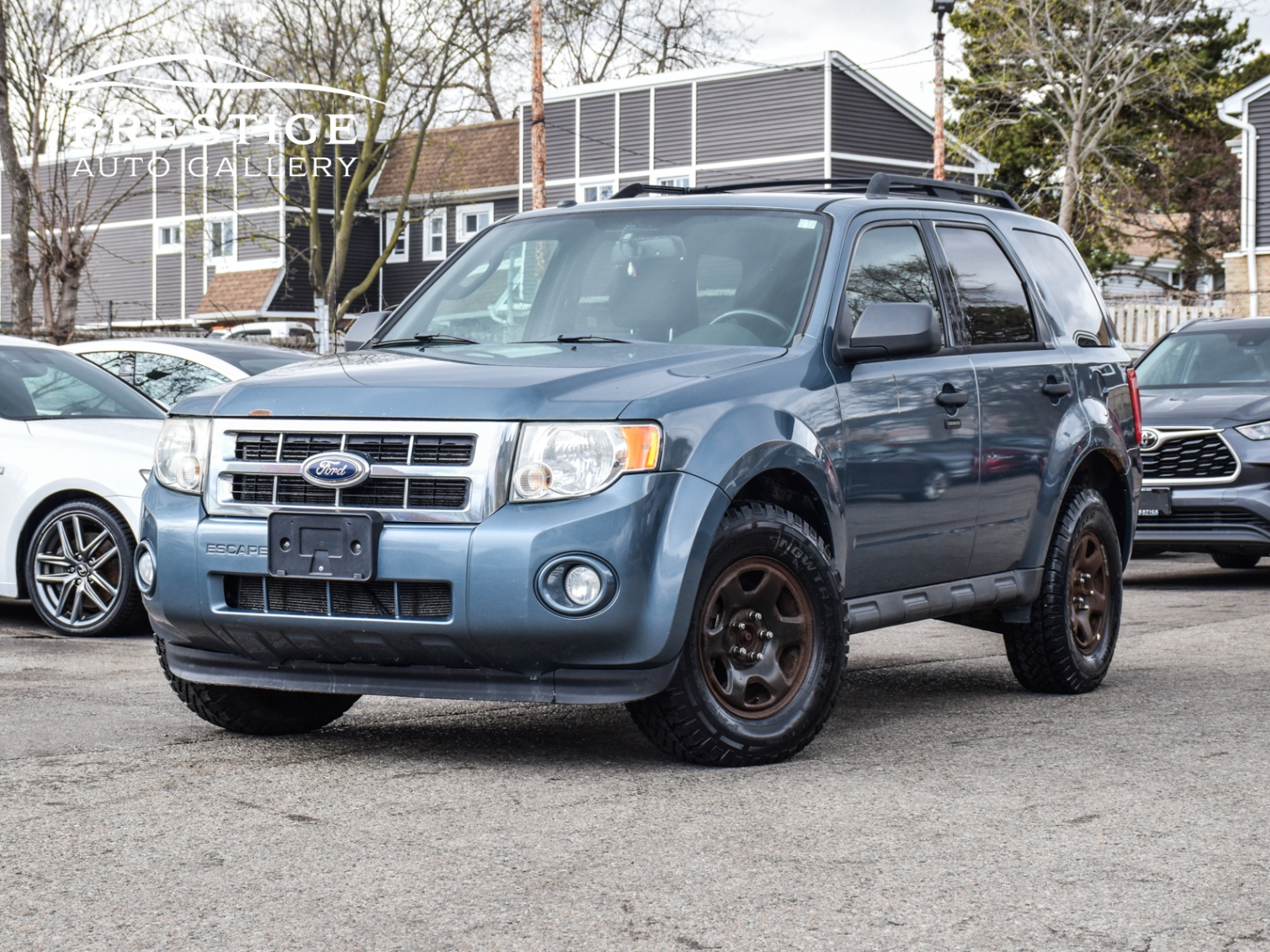 /prestigeautogallery/2012-Ford-Escape-45624499316518463.jpg