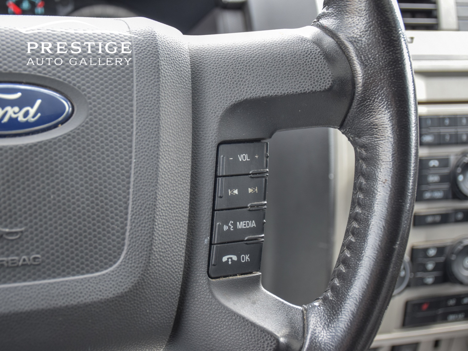 /prestigeautogallery/2012-Ford-Escape-512275805602765.jpg