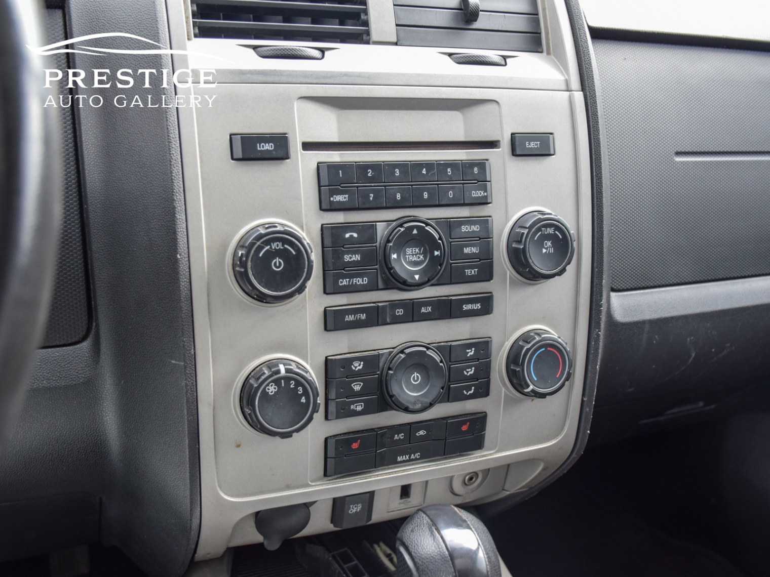 /prestigeautogallery/2012-Ford-Escape-7149421211090314.jpg