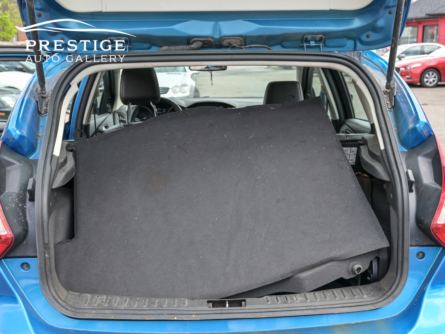 /prestigeautogallery/2012-Ford-Focus-5224463892986275.jpg