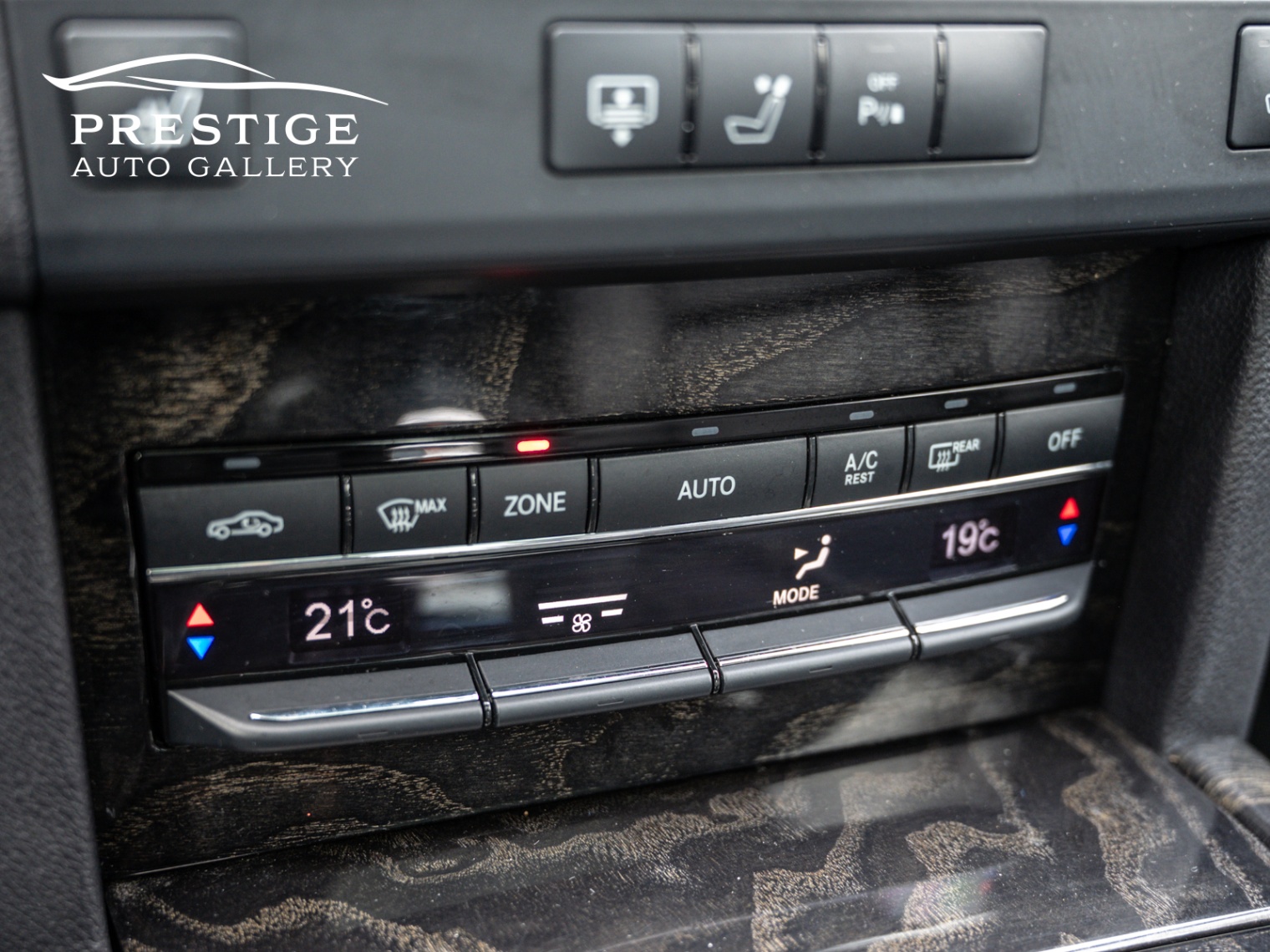 /prestigeautogallery/2012-Mercedes-Benz-E-Class-22272844167715222.jpg