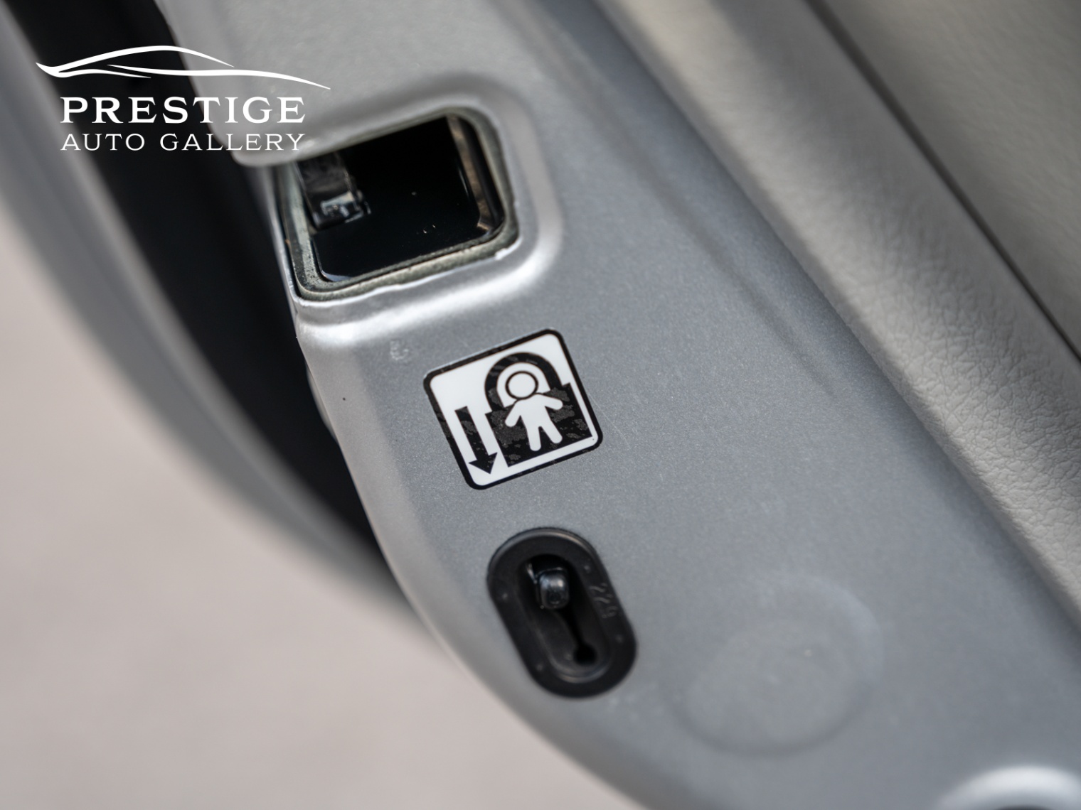 /prestigeautogallery/2012-Toyota-CamryHybrid-2162215656634039.jpg