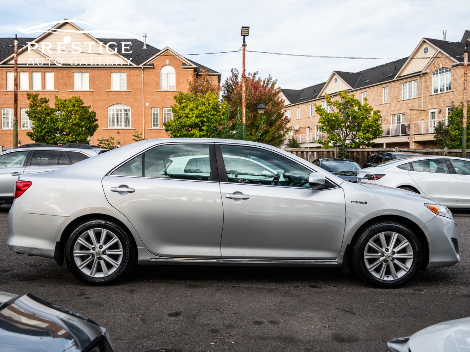 /prestigeautogallery/2012-Toyota-CamryHybrid-254116620423384.jpg