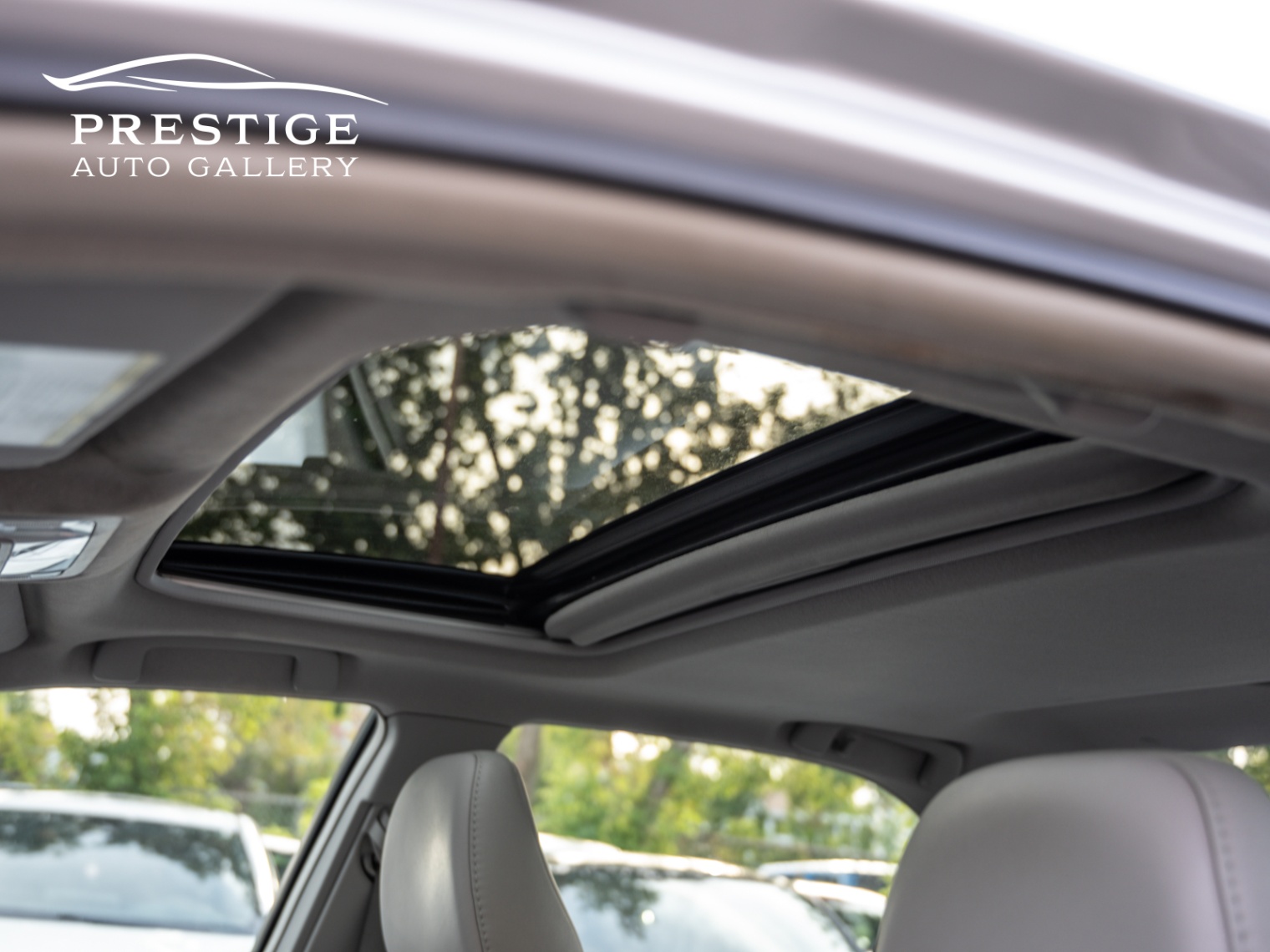 /prestigeautogallery/2012-Toyota-CamryHybrid-4124184848812913.jpg
