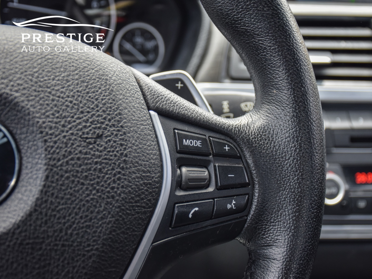 /prestigeautogallery/2013-BMW-3Series-5586088596763064.jpg