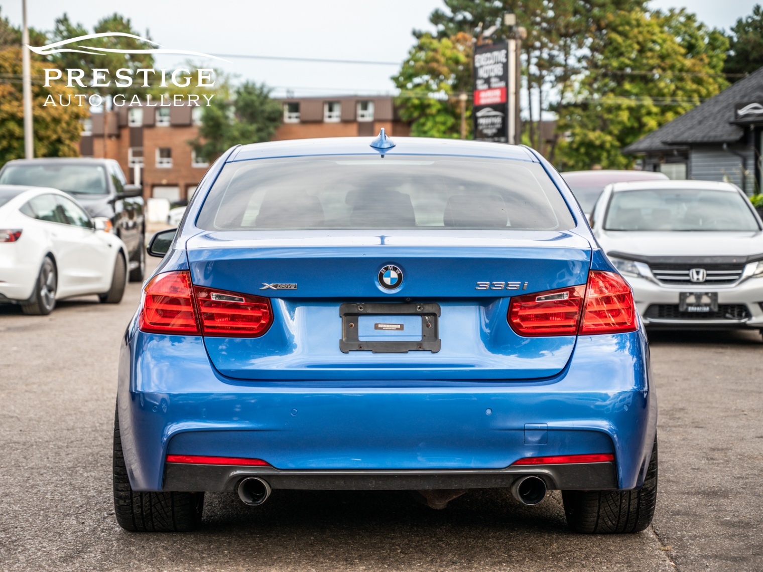 /prestigeautogallery/2013-BMW-3Series-7322205129561368.jpg