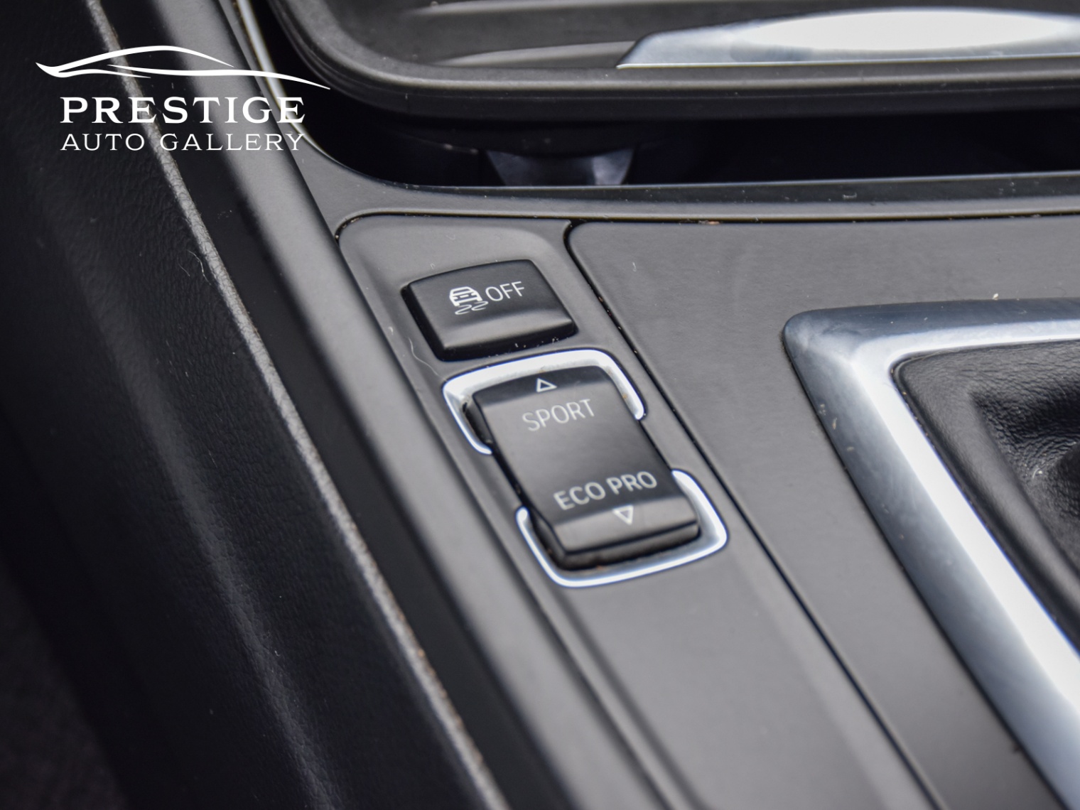 /prestigeautogallery/2013-BMW-3Series-7570081400835318.jpg