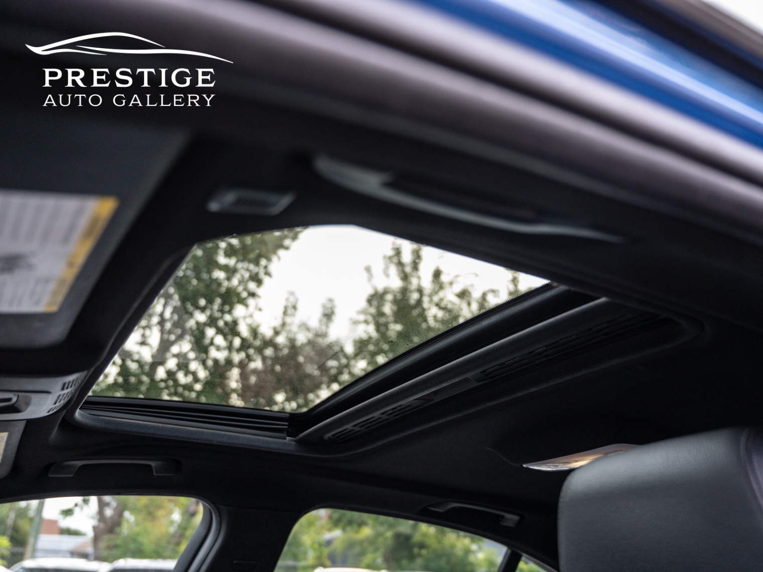 /prestigeautogallery/2013-BMW-3Series-9557405480140375.jpg