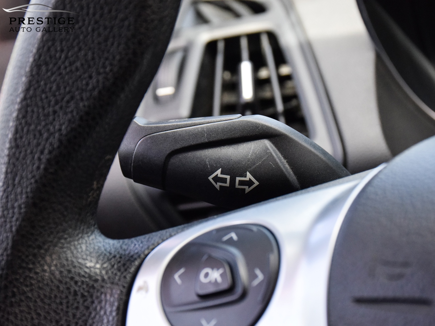 /prestigeautogallery/2013-Ford-Escape-38219240126309617.jpg