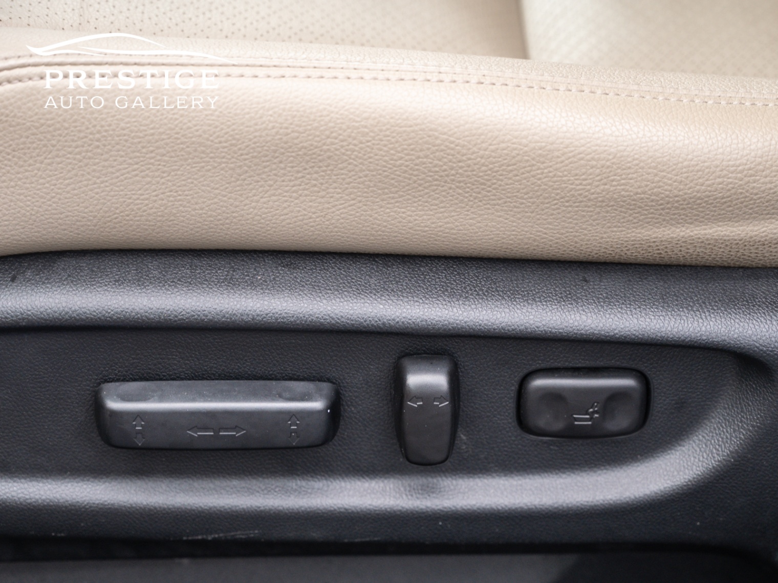 /prestigeautogallery/2013-Honda-AccordSedan-1307337781420126.jpg