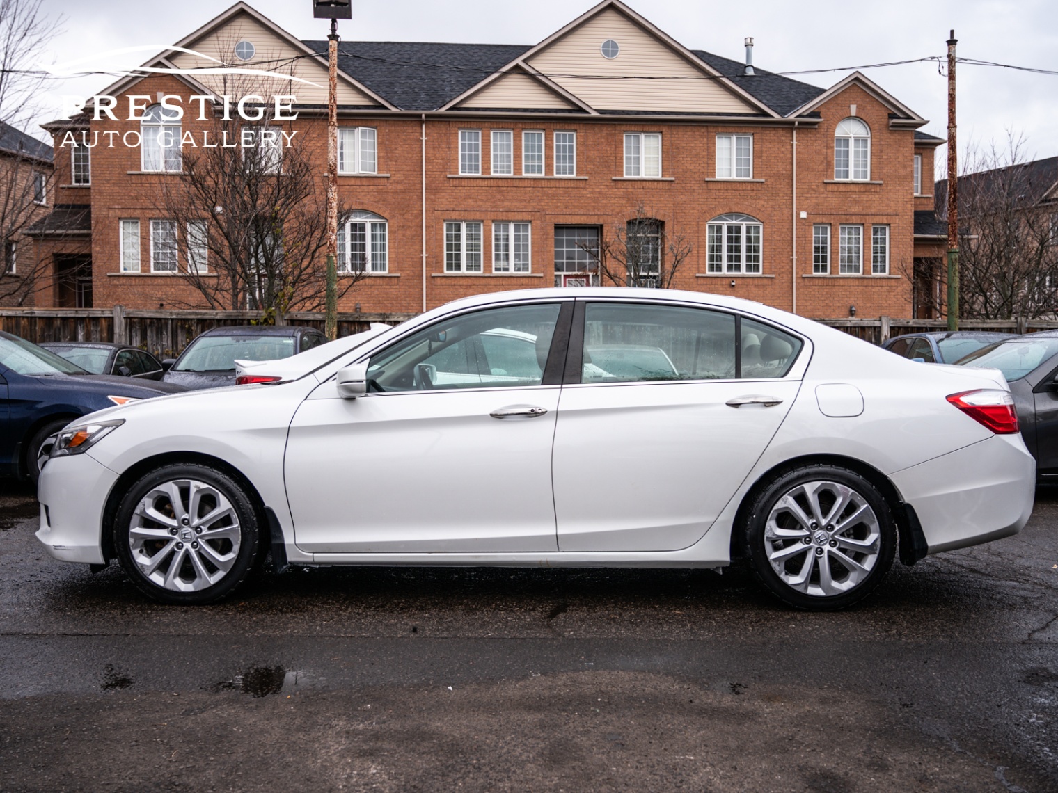 /prestigeautogallery/2013-Honda-AccordSedan-8757115311920161.jpg