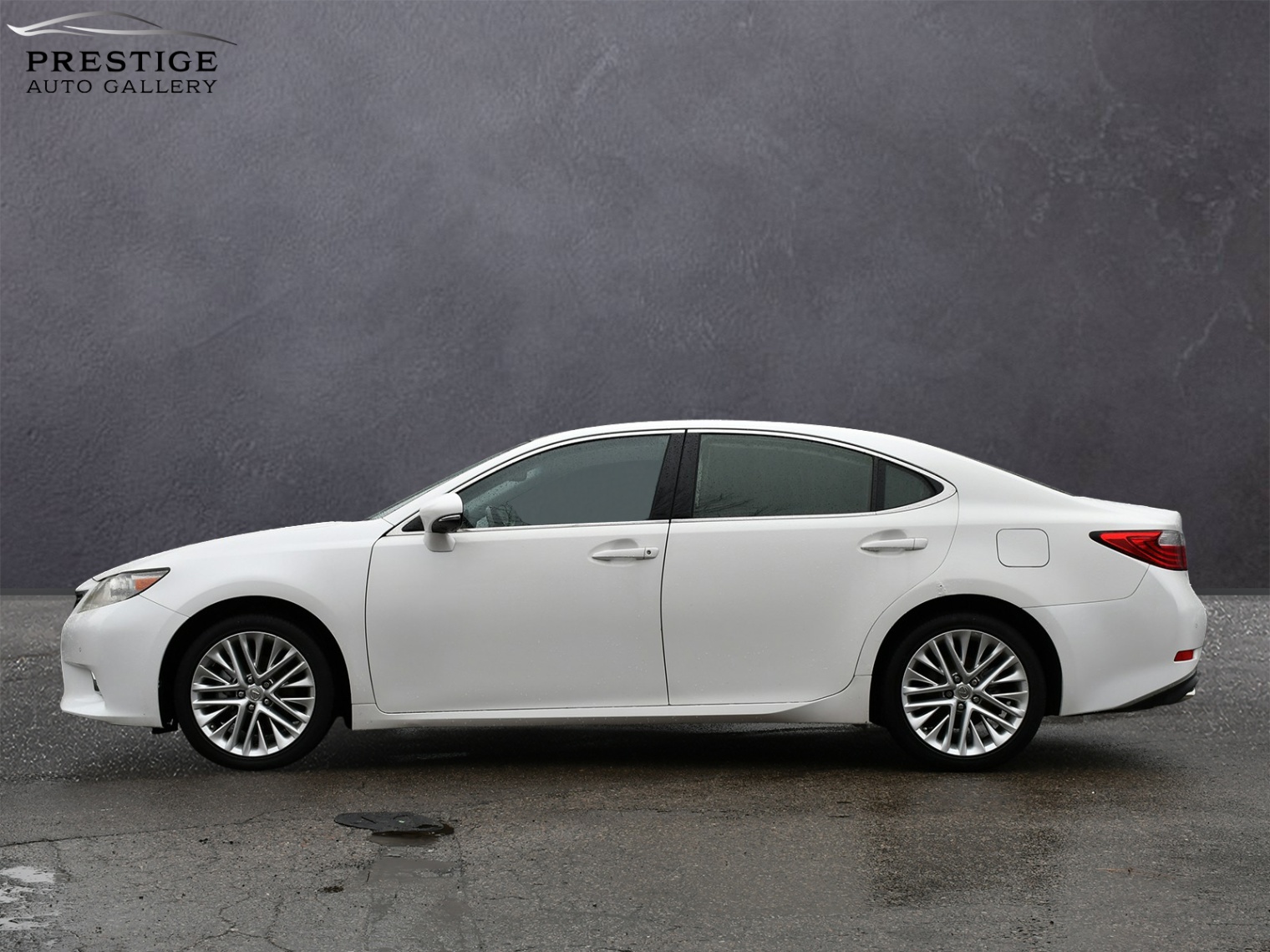 /prestigeautogallery/2013-Lexus-ES-21771493786337381.jpg