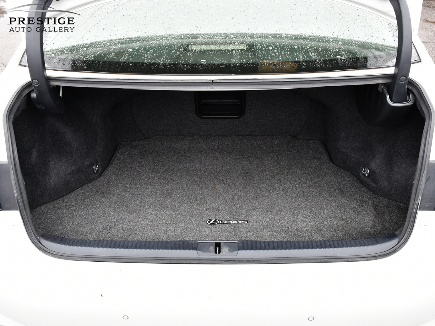 /prestigeautogallery/2013-Lexus-ES-7676745179067237.jpg