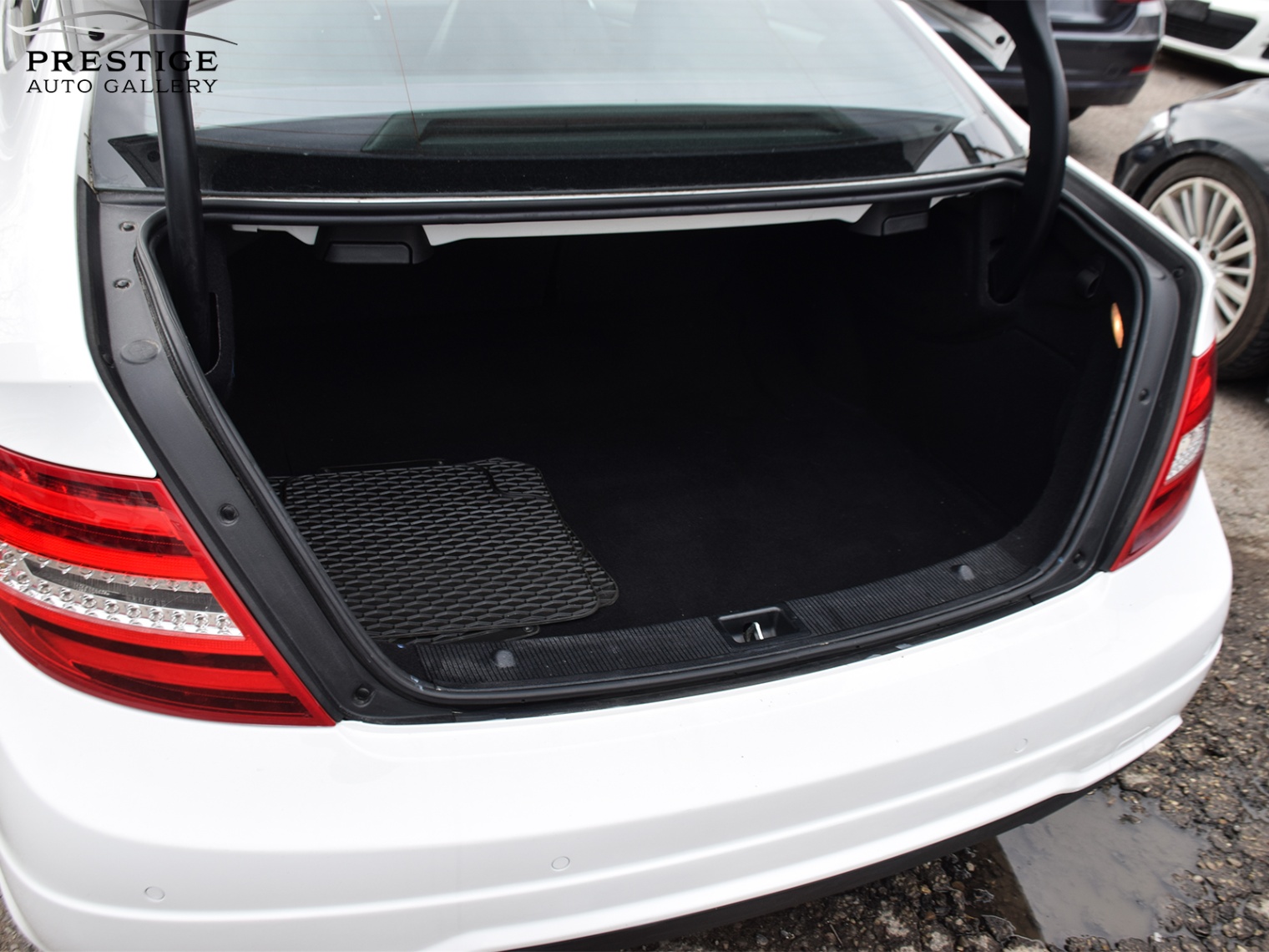 /prestigeautogallery/2013-Mercedes-Benz-C-Class-703083602414674.jpg