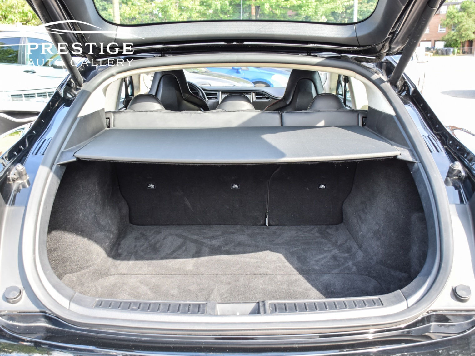 /prestigeautogallery/2013-Tesla-ModelS-11047364182679176.jpg