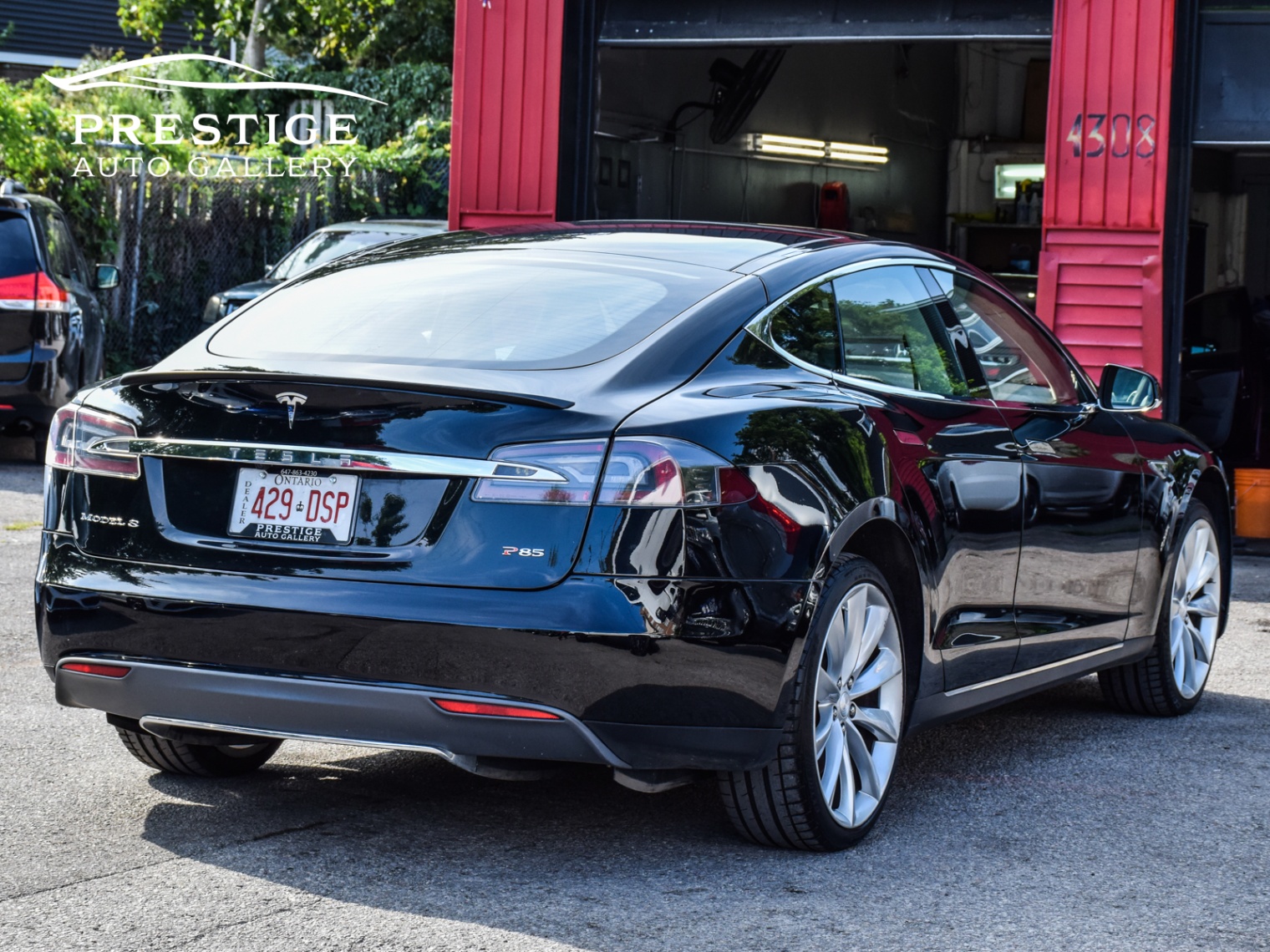/prestigeautogallery/2013-Tesla-ModelS-9645295893095318.jpg