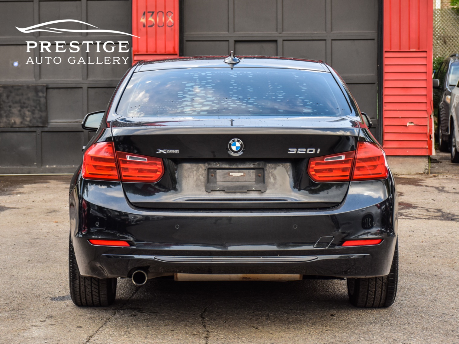 /prestigeautogallery/2014-BMW-3Series-2735241571492051.jpg