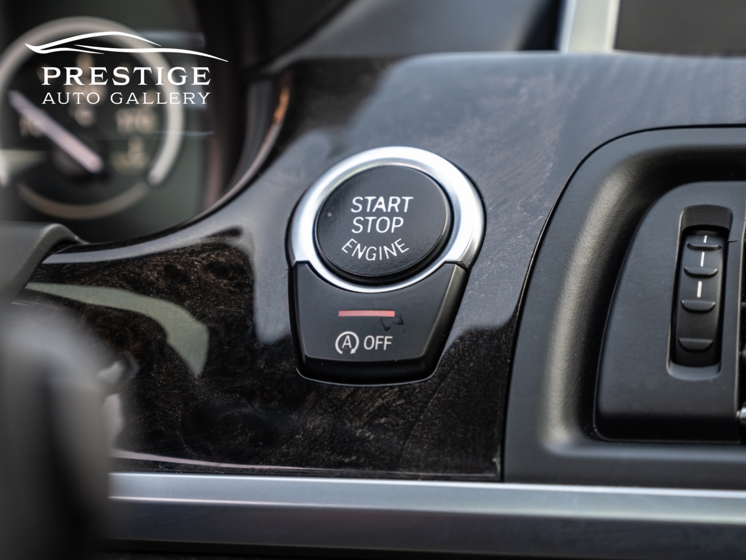 /prestigeautogallery/2014-BMW-6Series-1303454214979265.jpg
