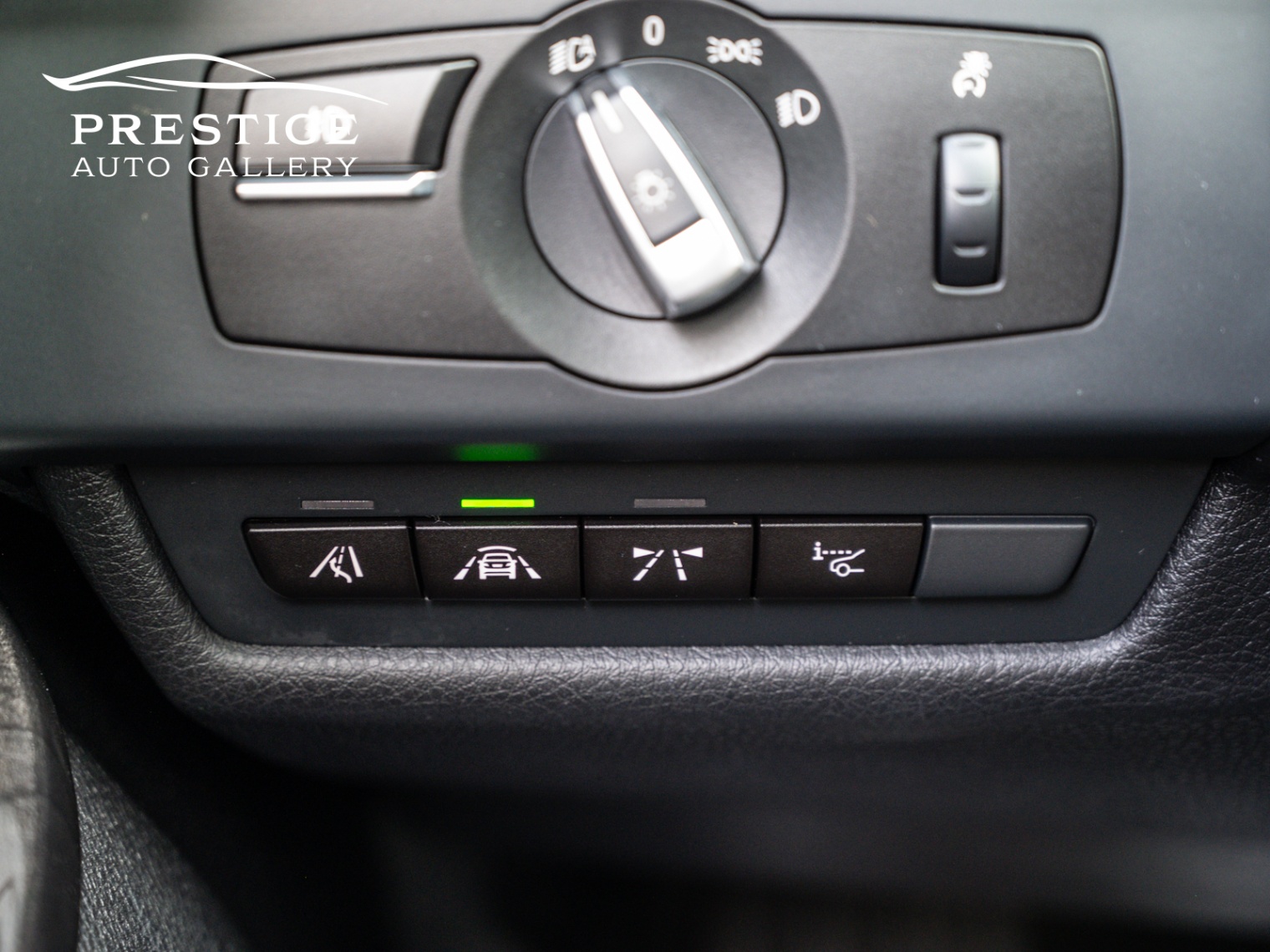/prestigeautogallery/2014-BMW-6Series-49027185890097735.jpg
