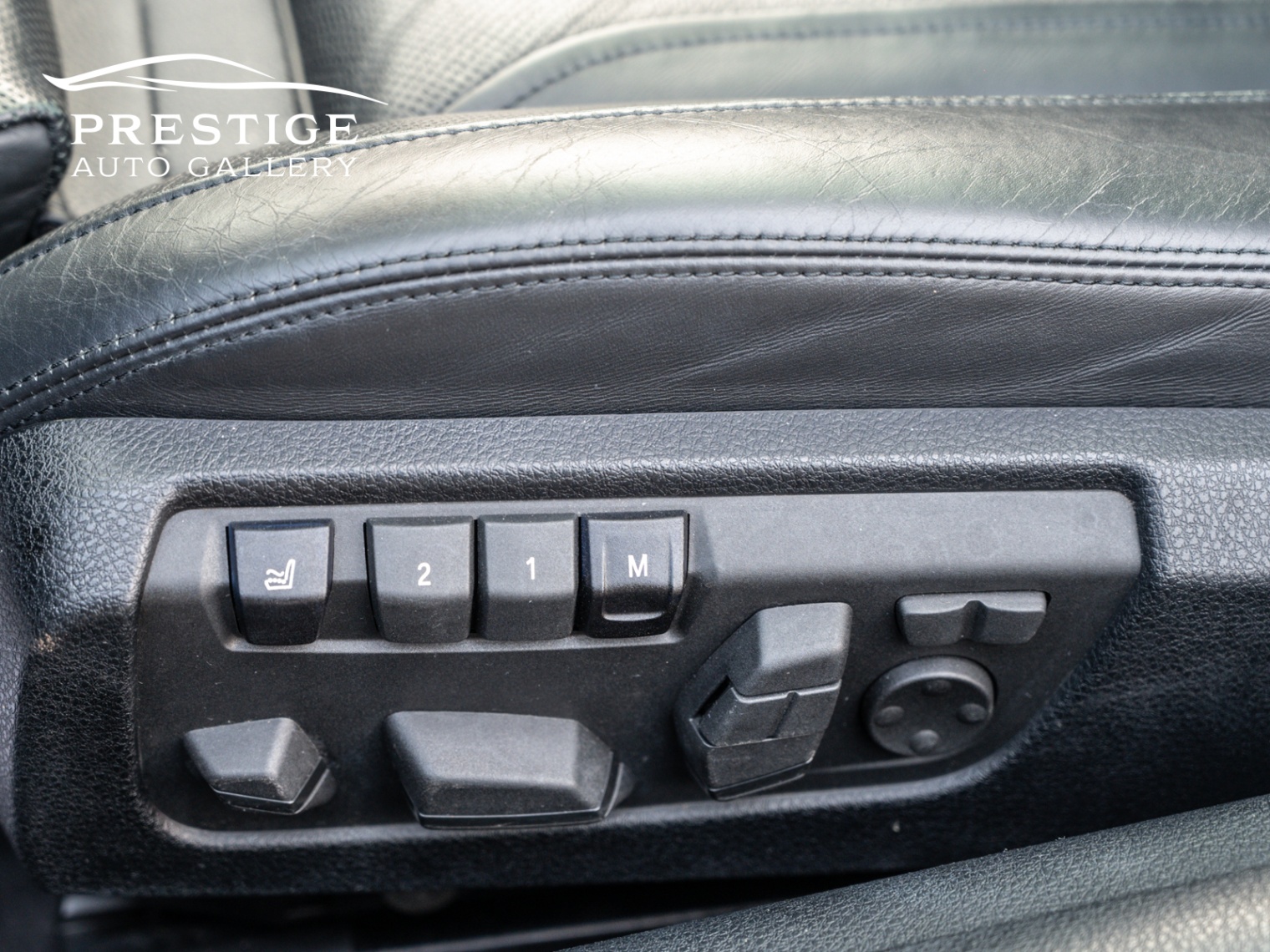 /prestigeautogallery/2014-BMW-6Series-49329763908677315.jpg