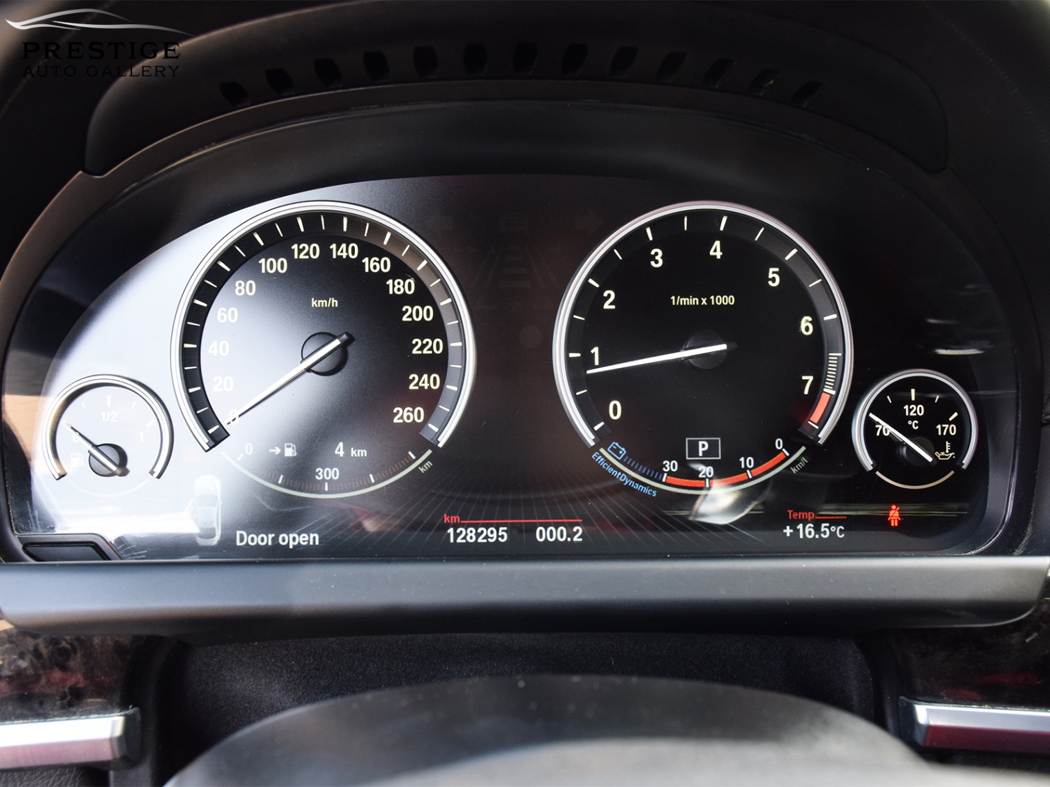 /prestigeautogallery/2014-BMW-6Series-6570596379210318.jpg