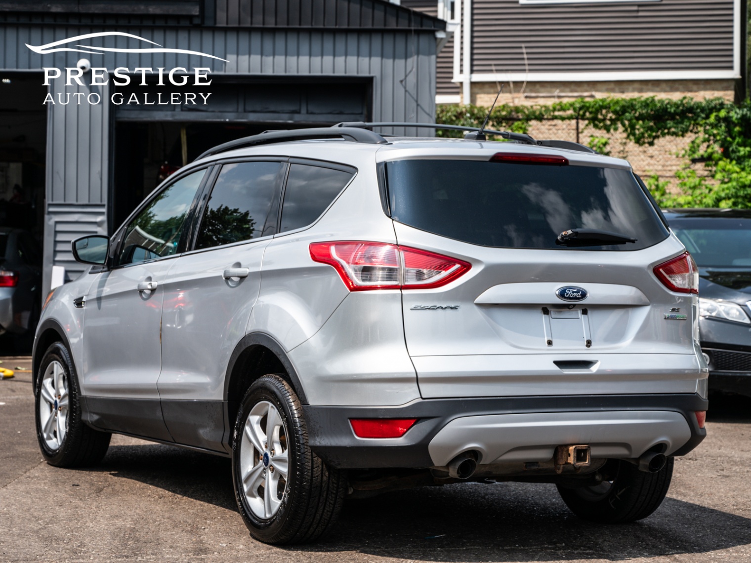 /prestigeautogallery/2014-Ford-Escape-5420861378310367.jpg