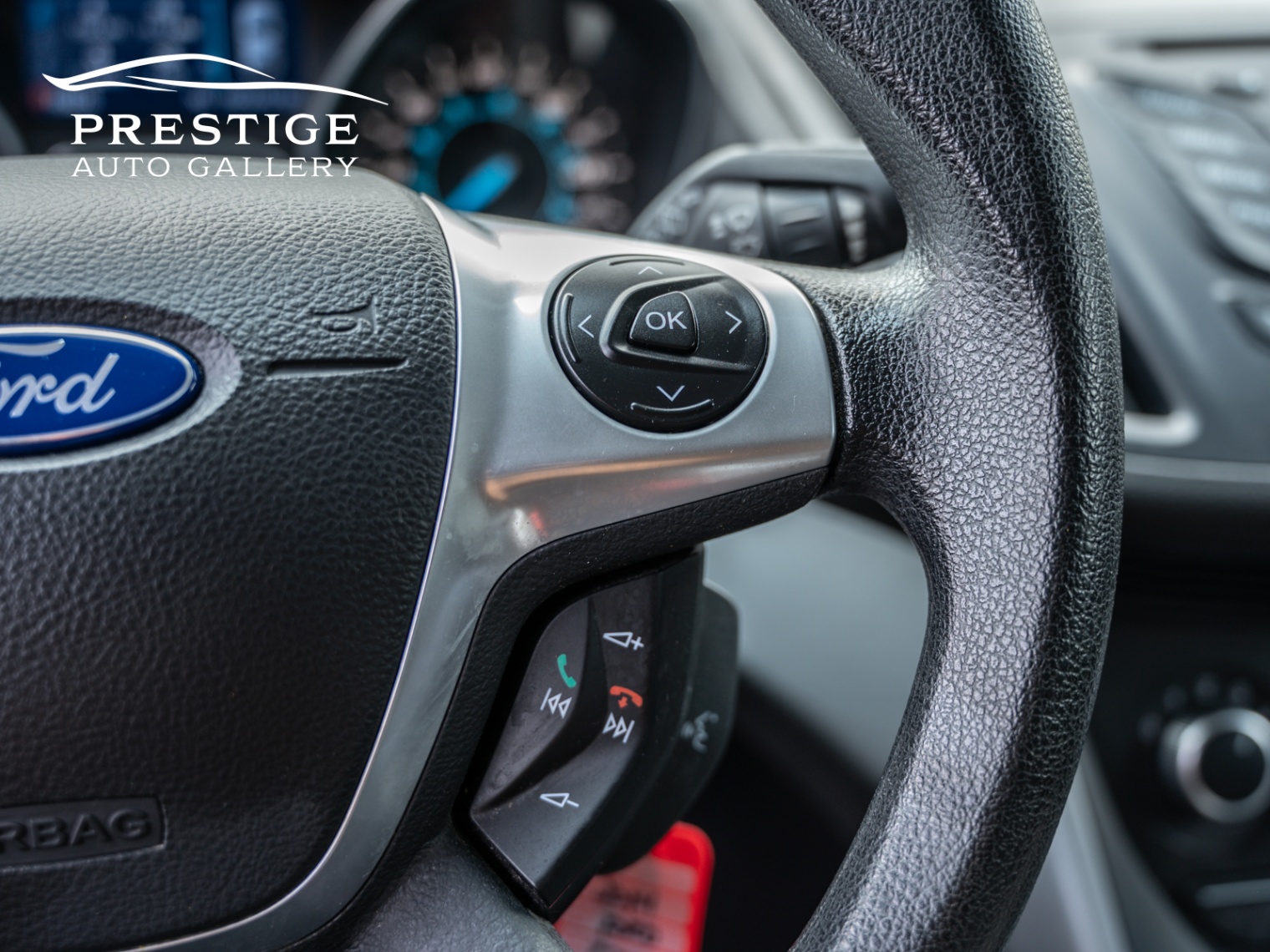 /prestigeautogallery/2014-Ford-Escape-871555212778431.jpg